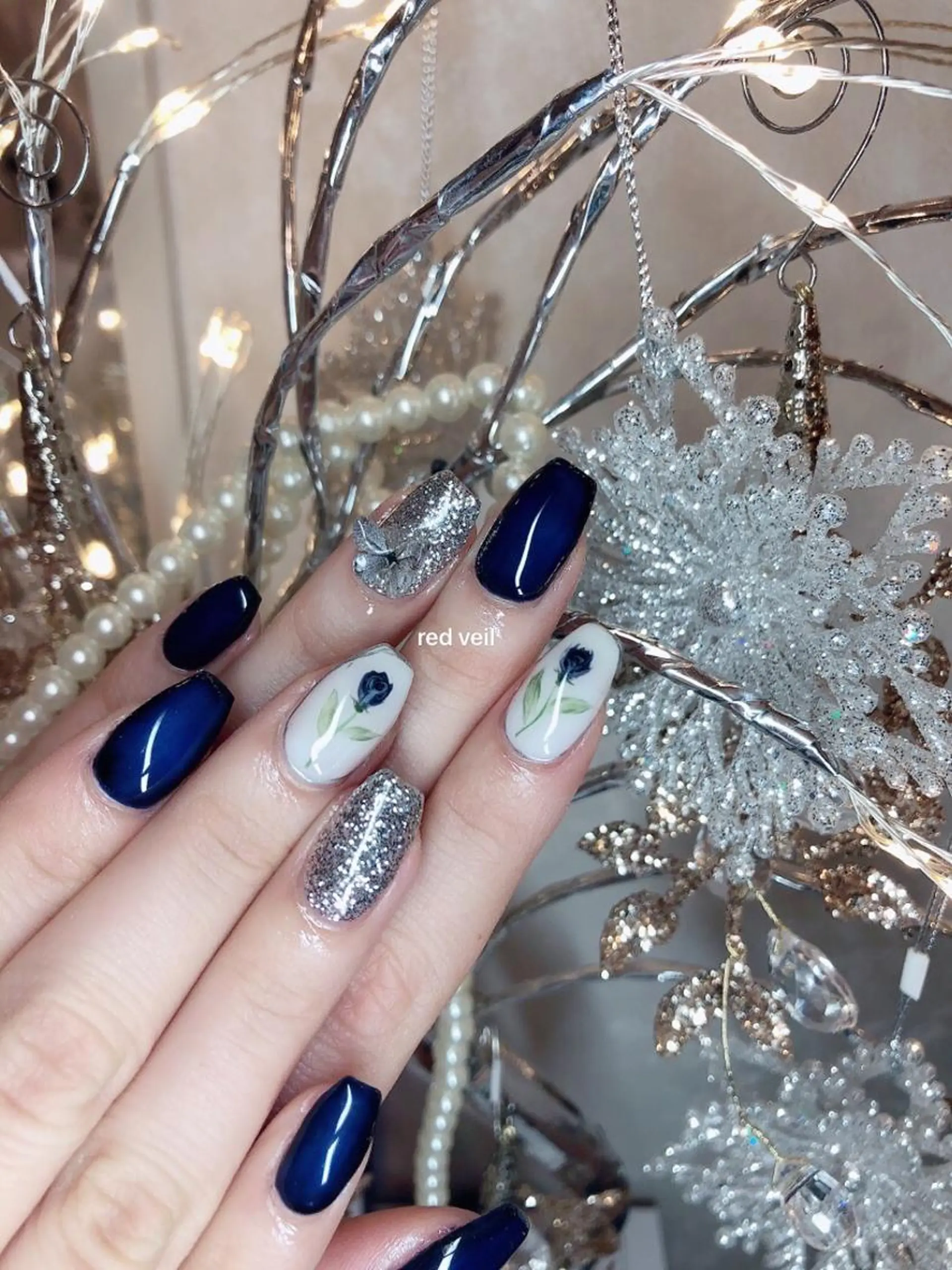 セミロング ネイル 長さ出し専門 nynaのネイルデザイン