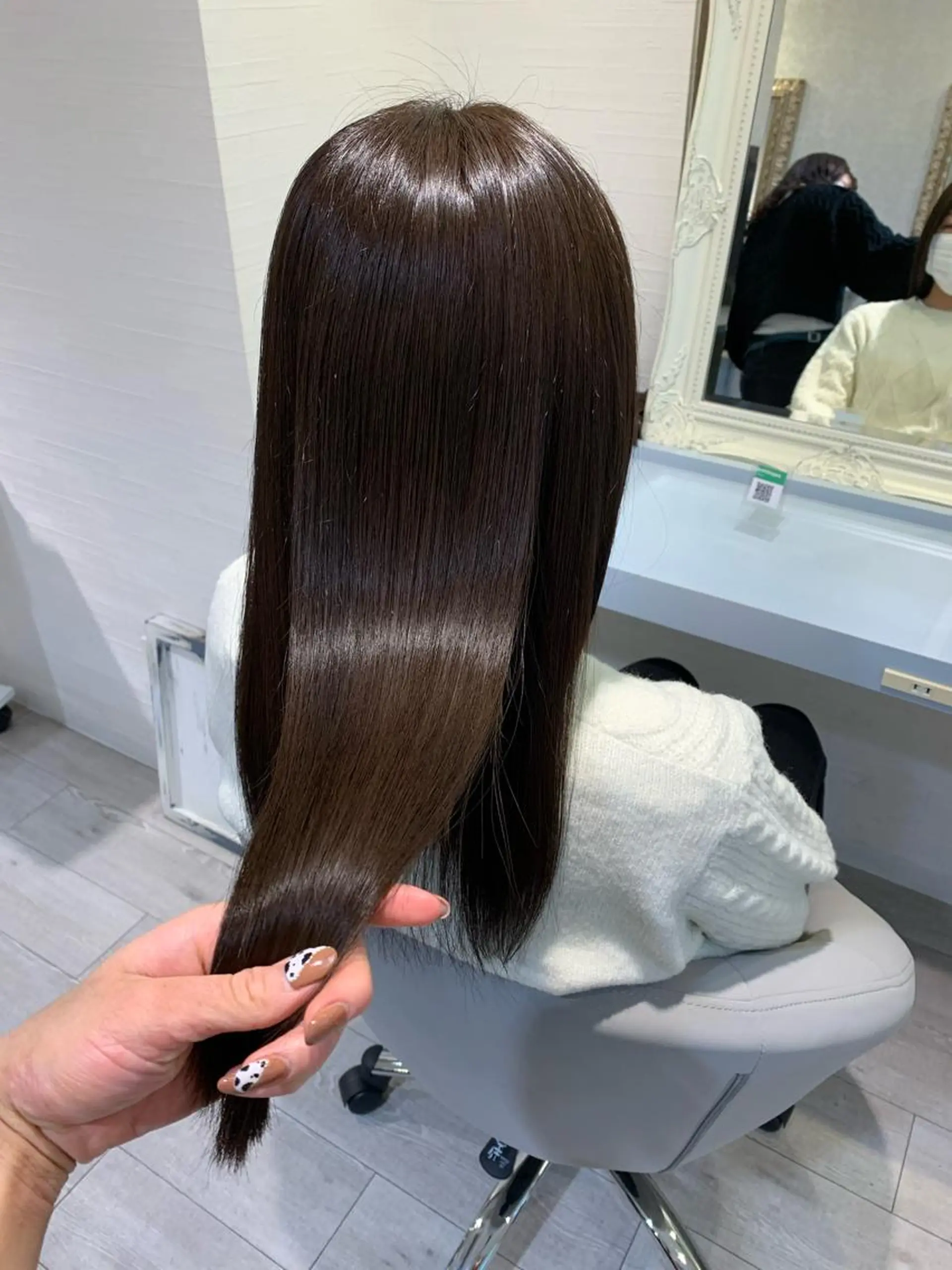 ロング トリートメント color coutureのヘアスタイル