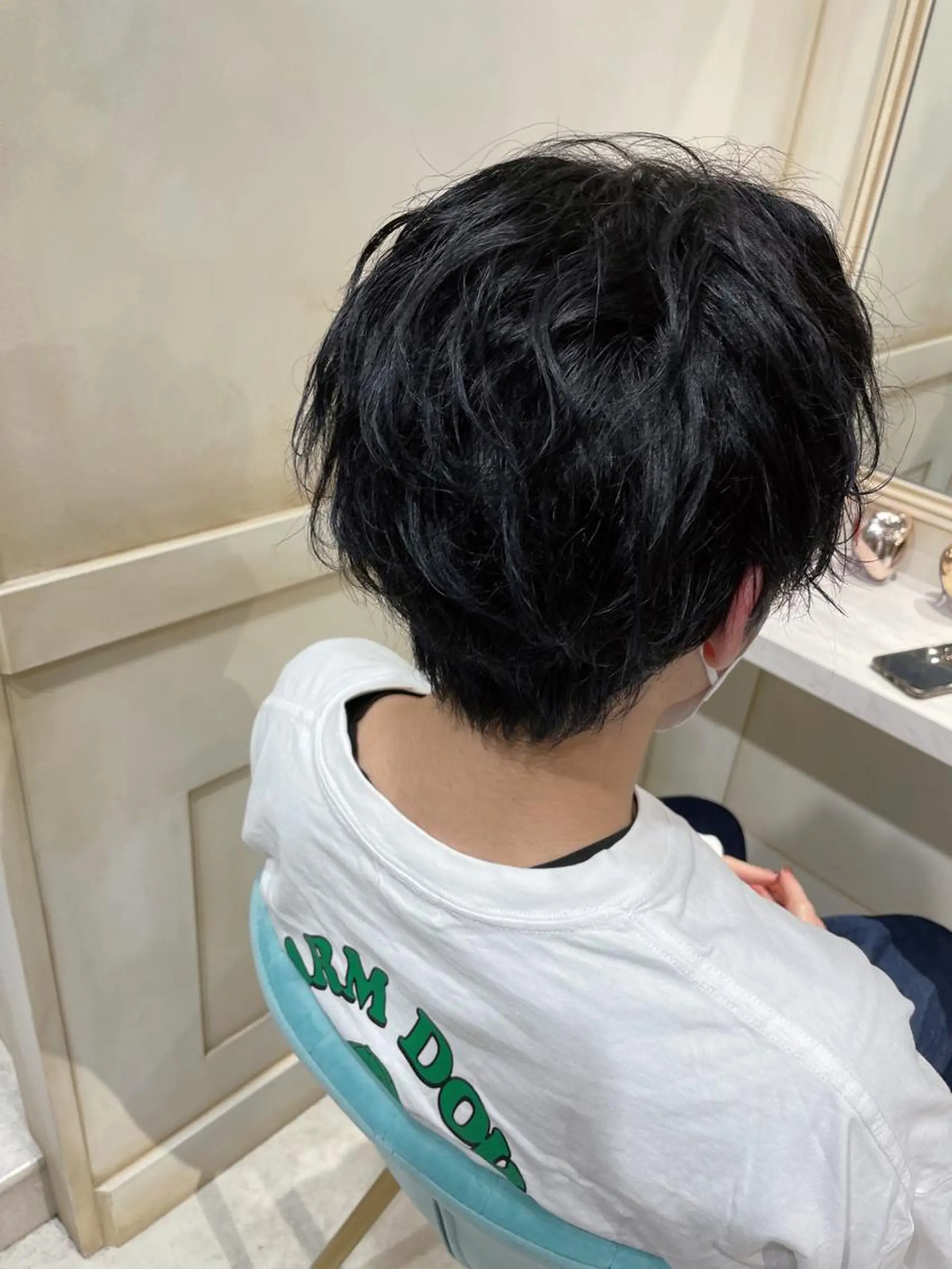 カラー メンズ 黒髪 ブルーカラー ブルーブラック 🌷ピンク/韓国風 暖色カラー ゆい🌷のヘアスタイル