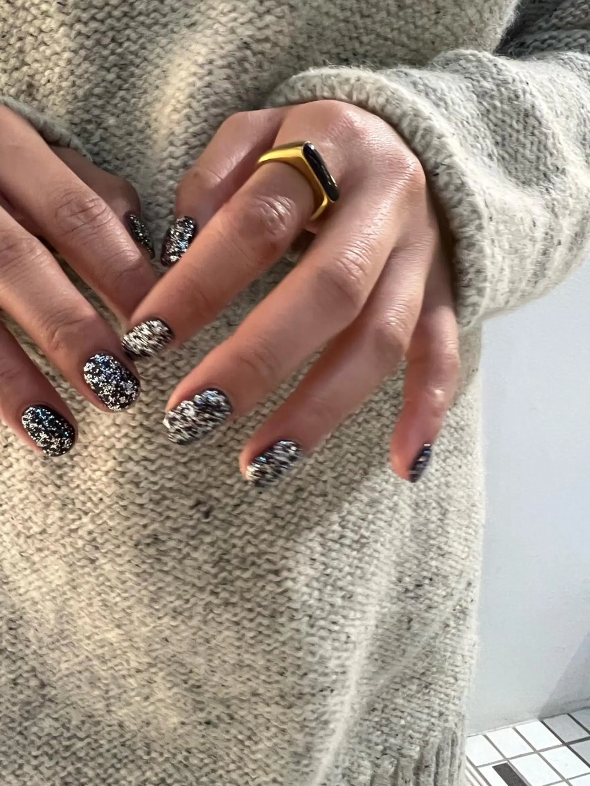 ネイル キラキラネイル 【韓国ヘア・ネイル】 HINATA🍒のネイルデザイン