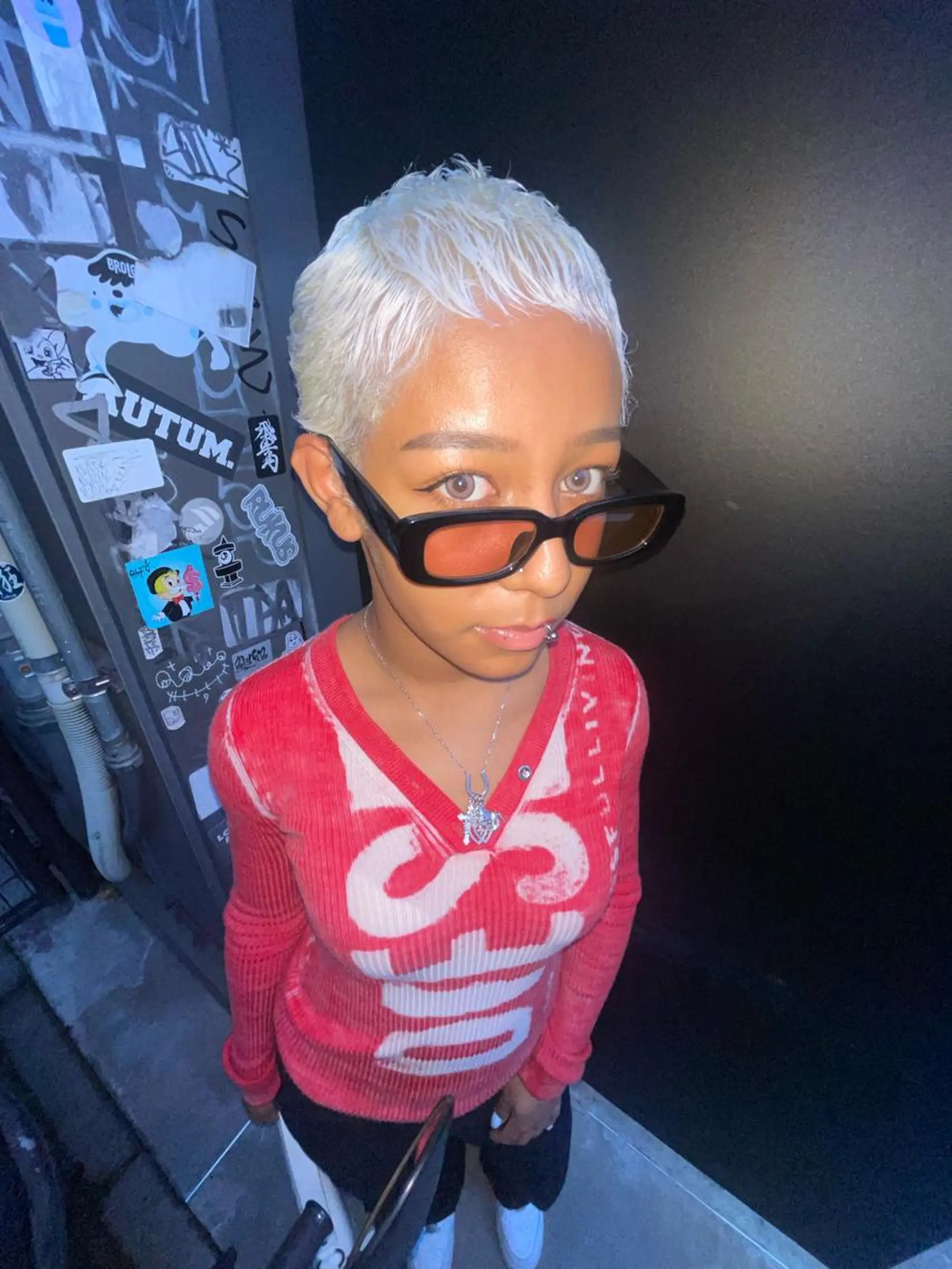 ショート カラー バレイヤージュ ブリーチ ケアブリーチ デザインカラー ダブルカラー カット ヘアカラー トリートメント スパイラルパーマ 🌐hina⭐️のヘアスタイル