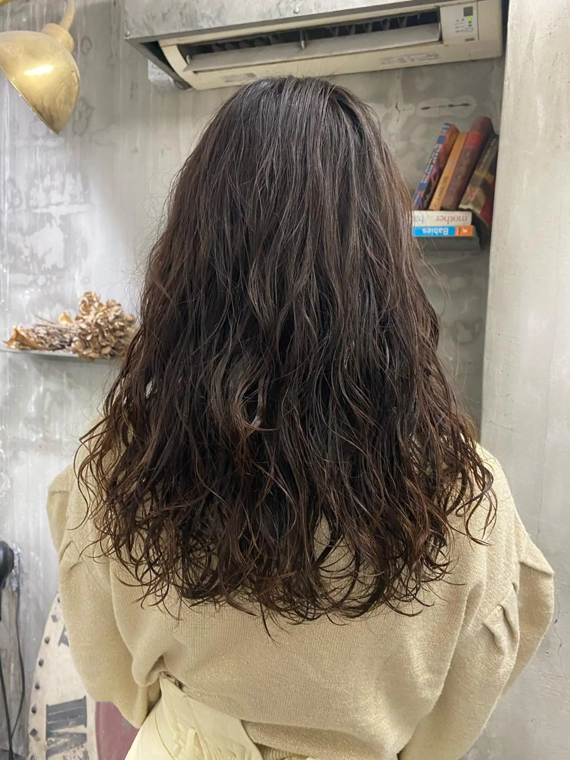 ミディアム パーマ ミディアムパーマ お任せヘア☘️☘️ 及川渚のヘアスタイル