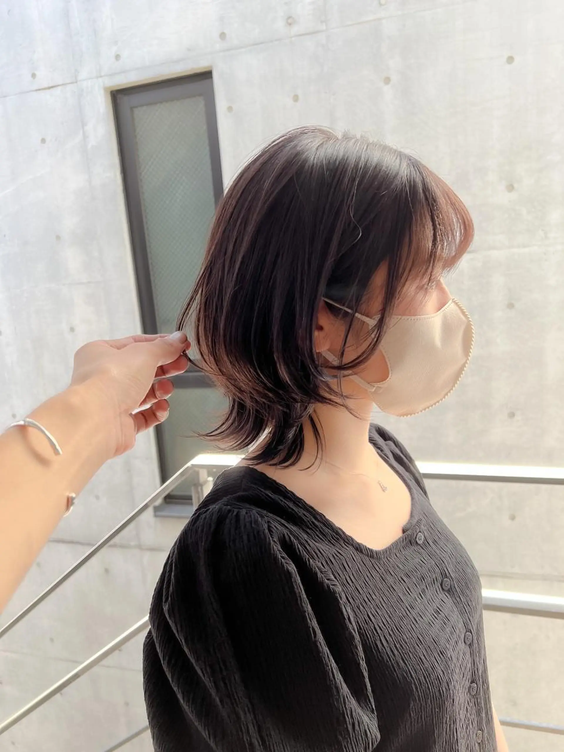 ミディアム カラー パーマ 透明感カラー くびれヘア スパイキーショート/ メンズヘア/hugeのヘアスタイル