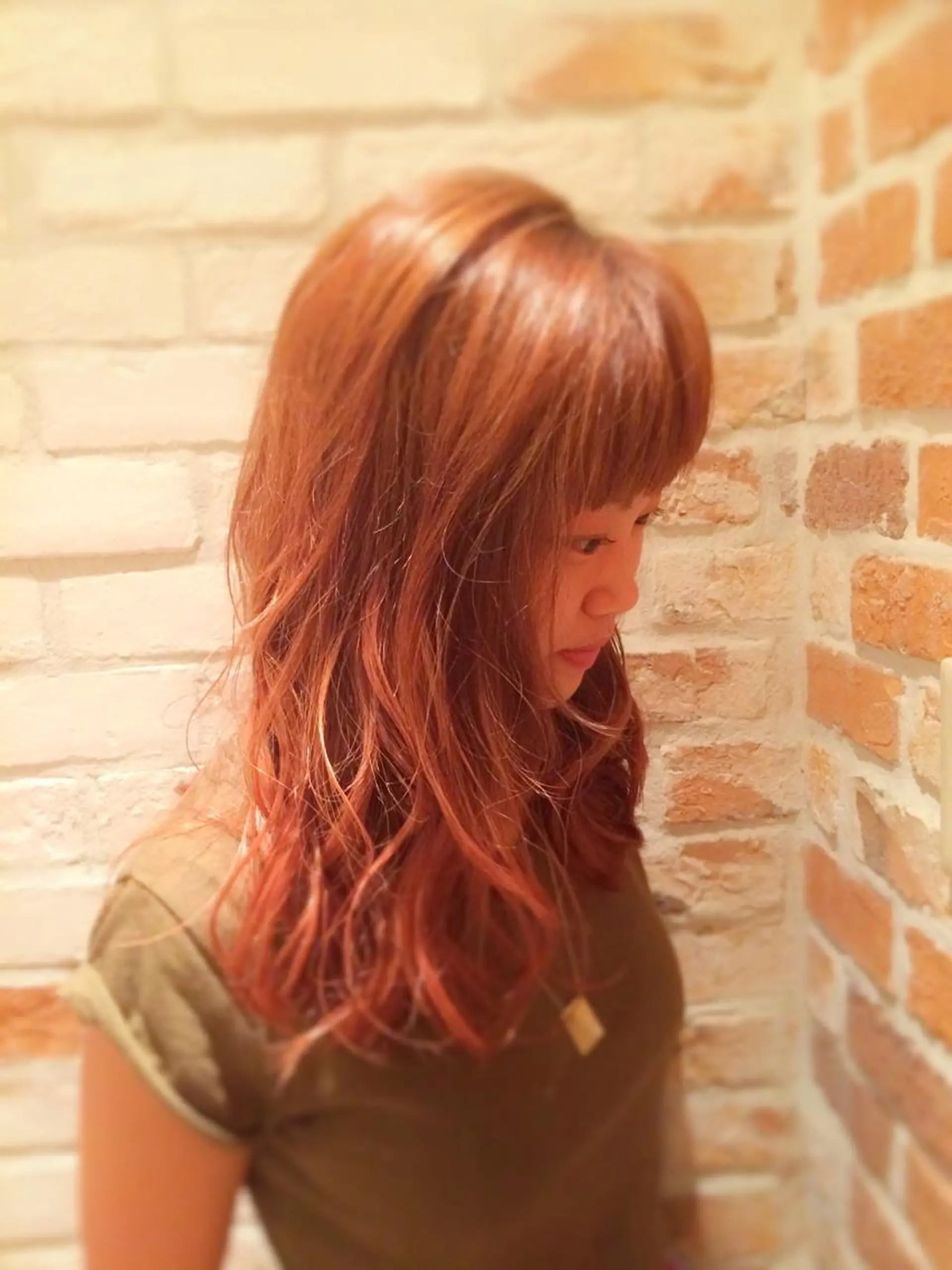 ミディアム カラー グラデーションカラー ピンクカラー 加藤 あやみのヘアスタイル