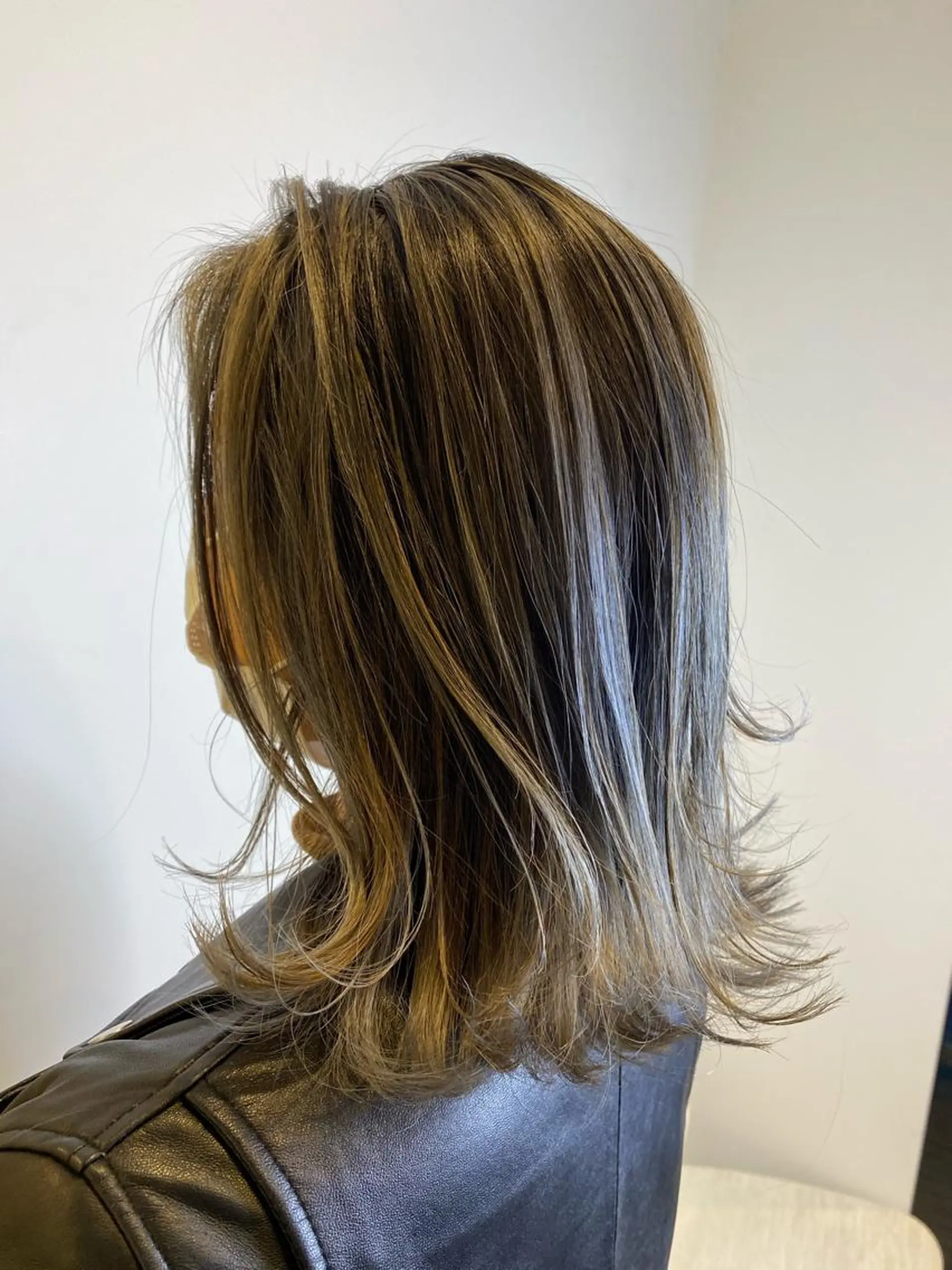 カラー バレイヤージュ ハイライト/ブリーチ バレイヤージュ関佳祐のヘアスタイル