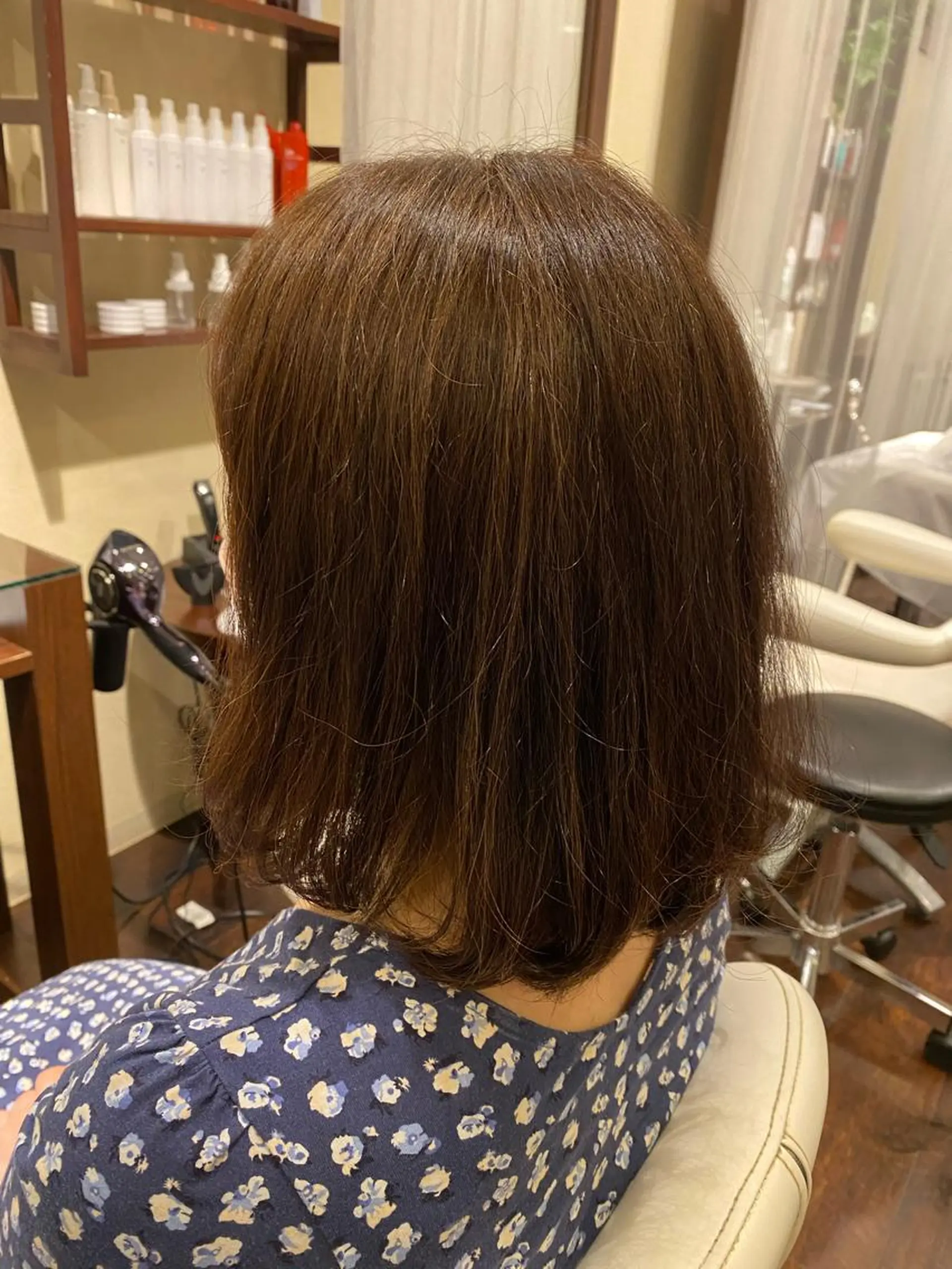 ミディアム 艶ｶﾗｰ｜ｽﾄﾚｰﾄ 🍟yuki🍟のヘアスタイル