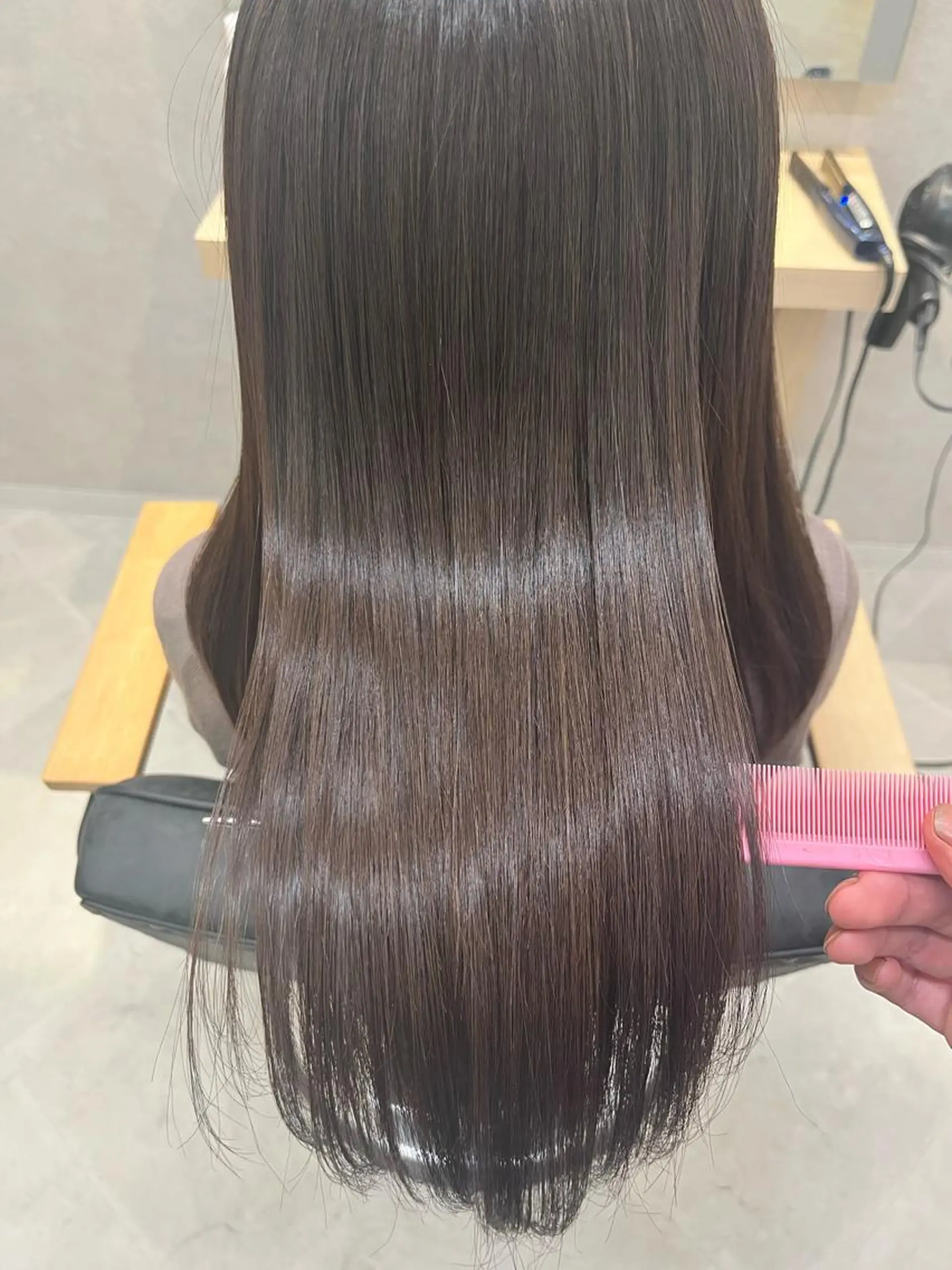 セミロング トリートメント 酸熱トリートメント カット トリートメント 天野 涼のヘアスタイル