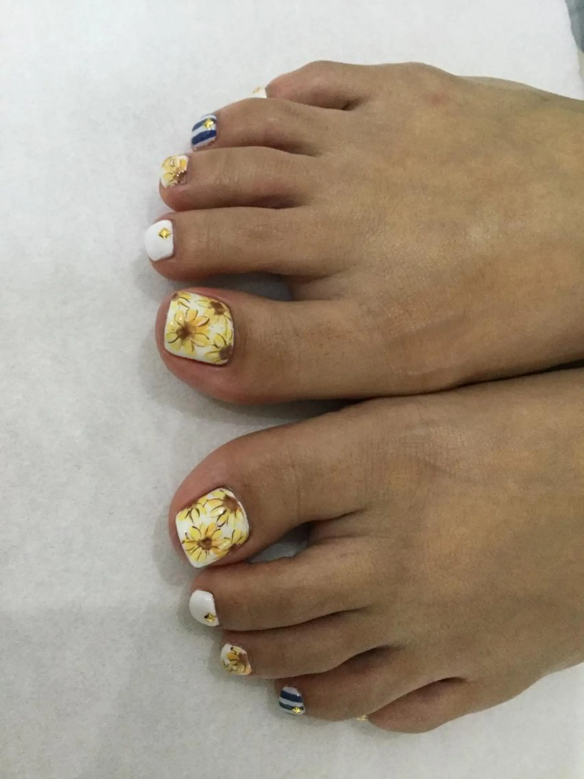 ネイル 💎🐰 saki. m 🐰💎のネイルデザイン