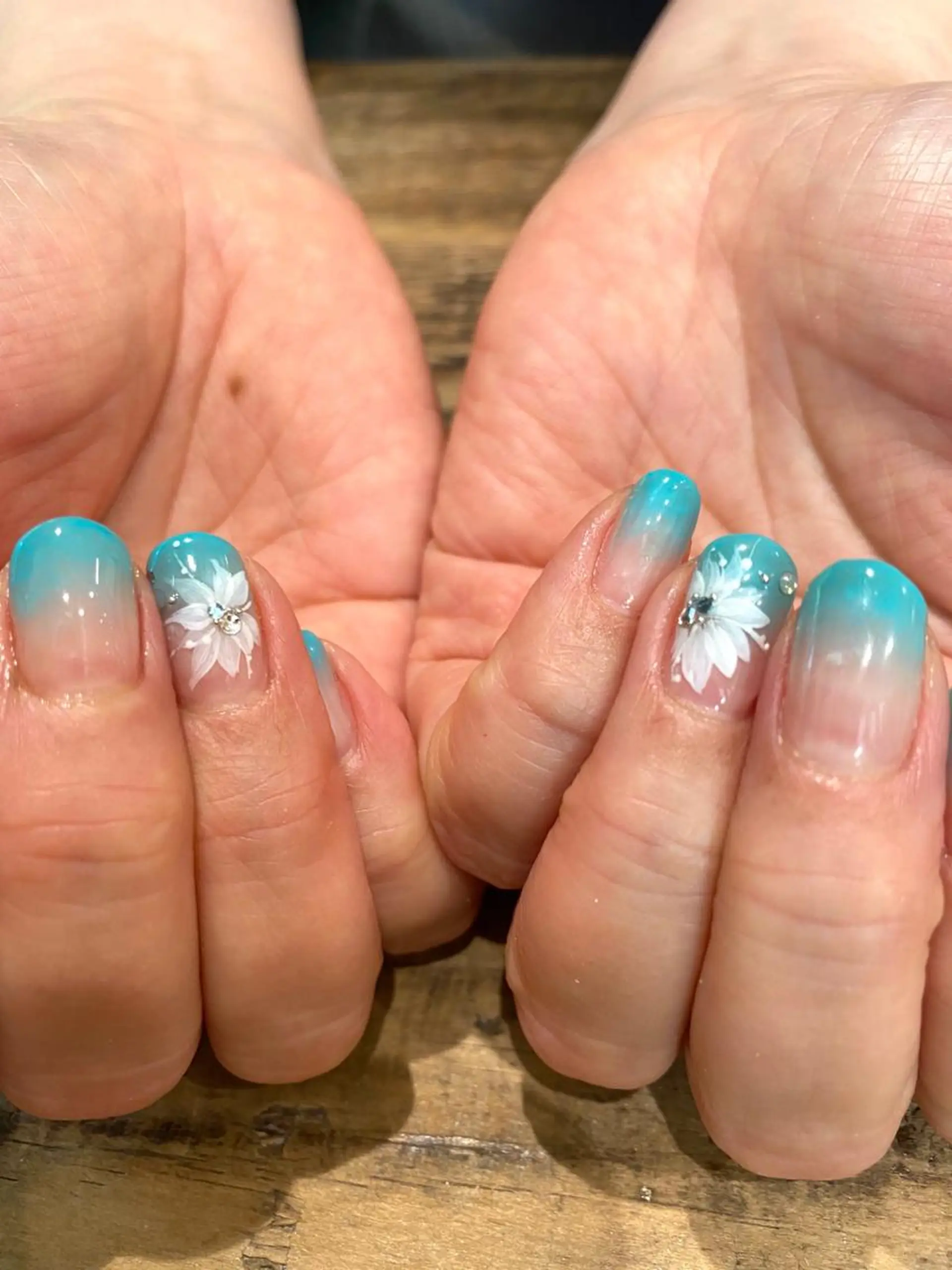 ネイル 佐藤  悠子のネイルデザイン