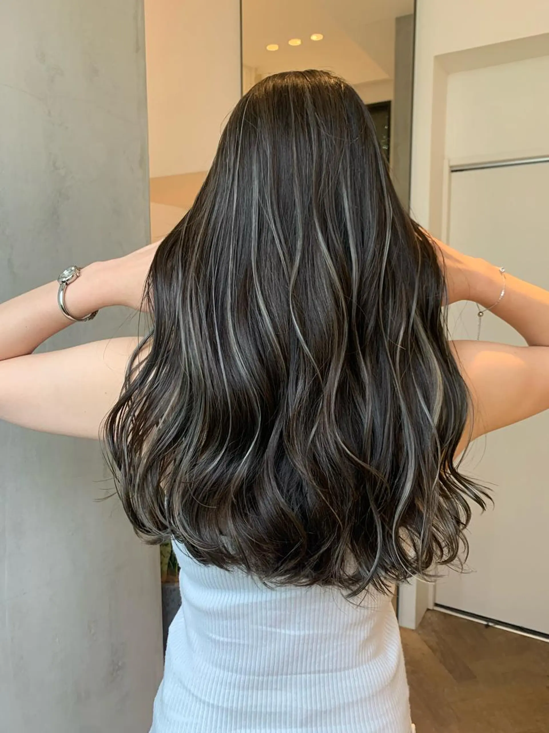 ロング カラー Bree"ze所属・大河原 修太のヘアスタイル