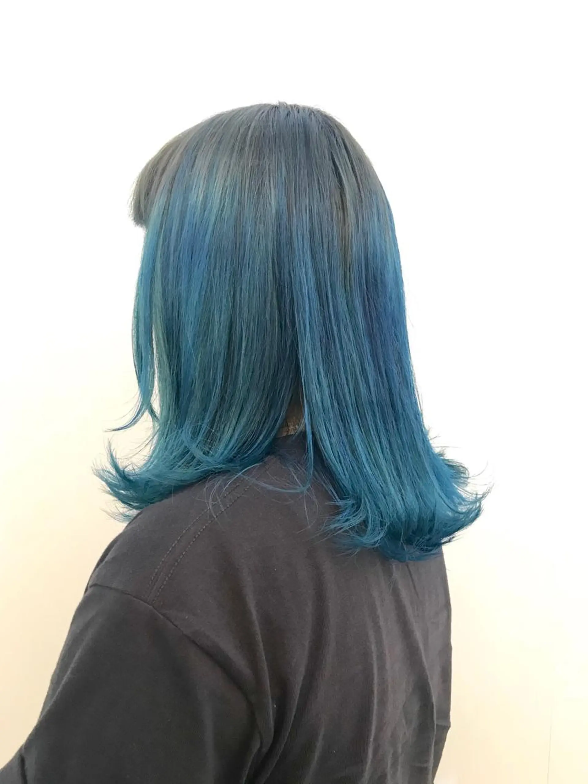 ミディアム カラー 斉藤 未佳のヘアスタイル