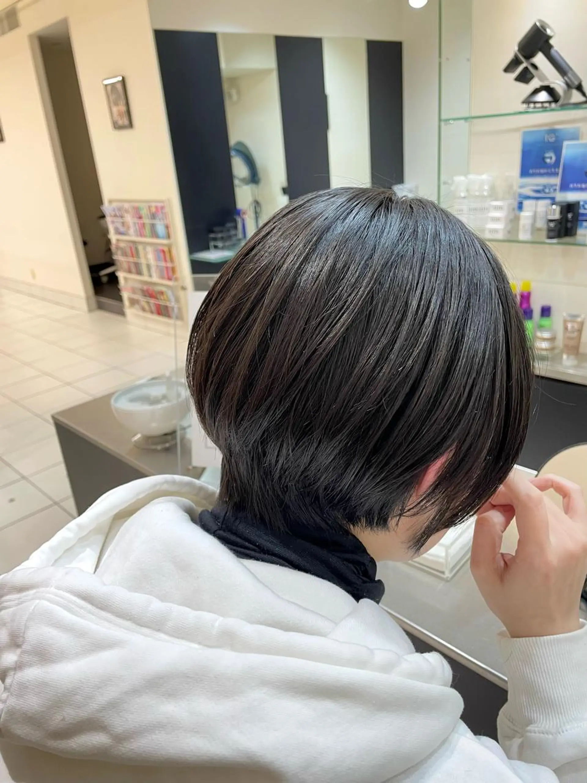 ショート ショートヘア 大山 真衣のヘアスタイル