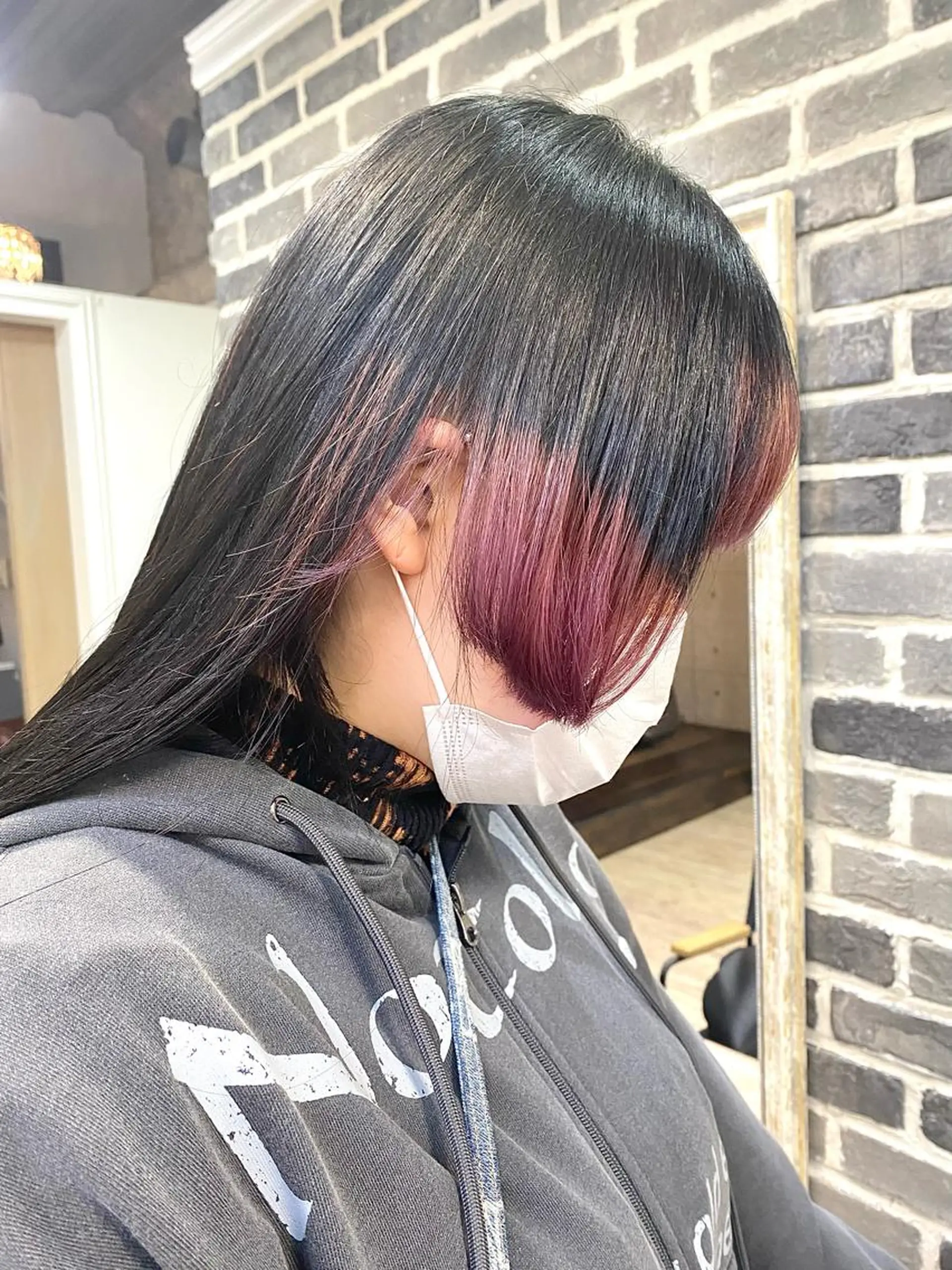 ロング カラー 林 美佑のヘアスタイル