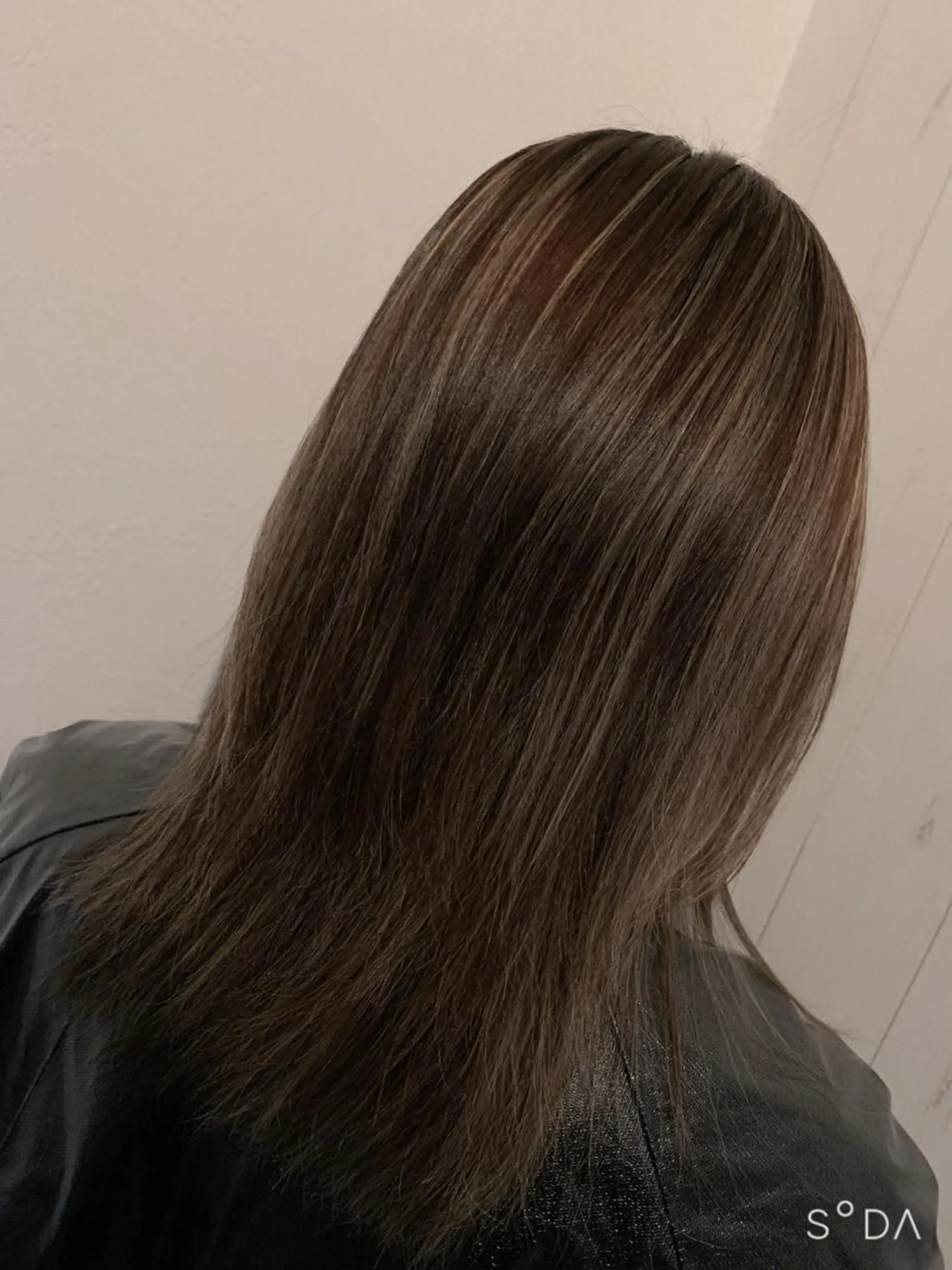 カラー ハイライトカラー total beauty FELICE所属・トータルビューティー フェリーチェのマツエク・マツパデザイン