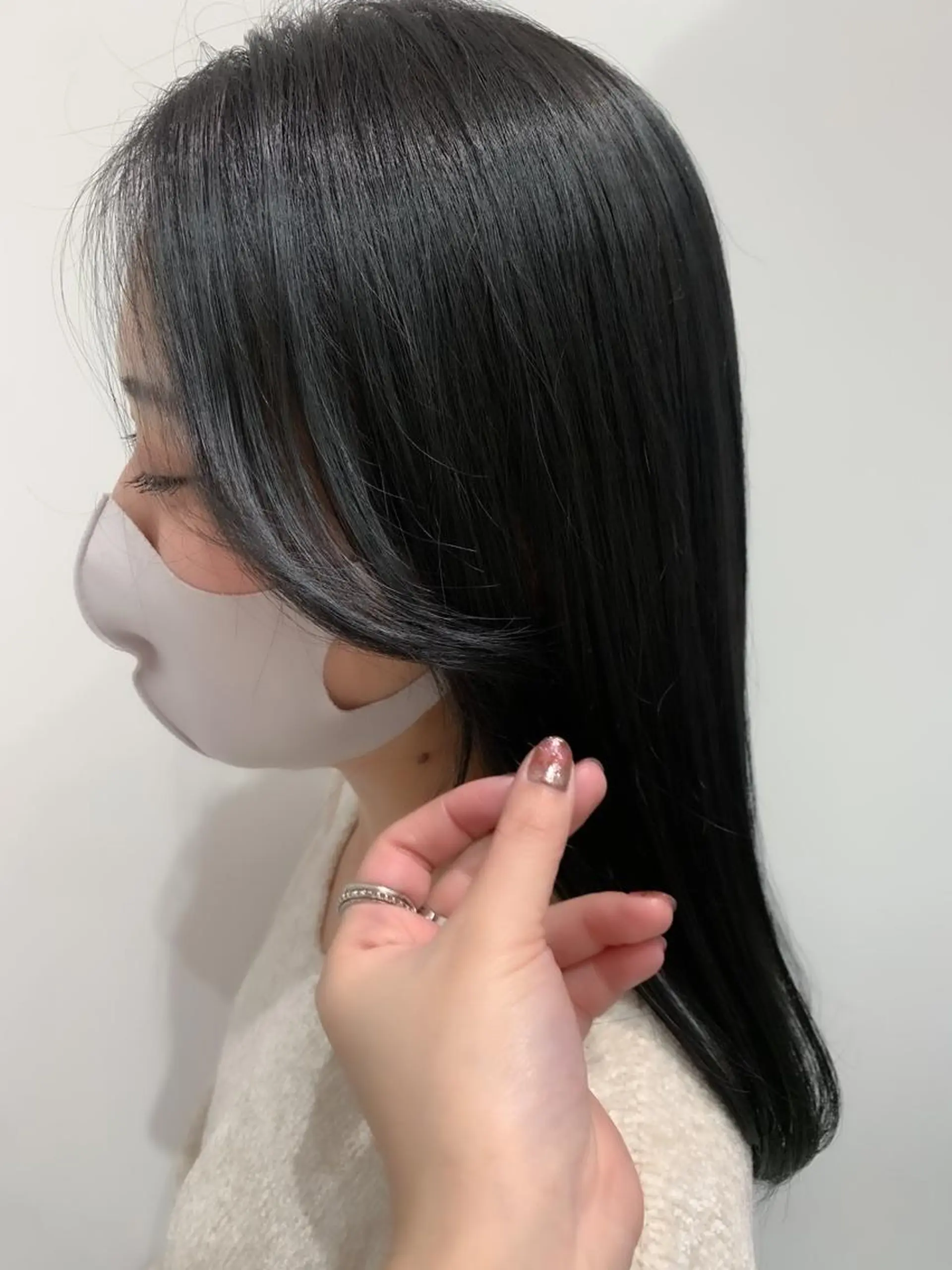 ミディアム カラー ヘアアレンジ アイブロウ ミニボブ/ブリーチ 🌈MISATOのヘアスタイル