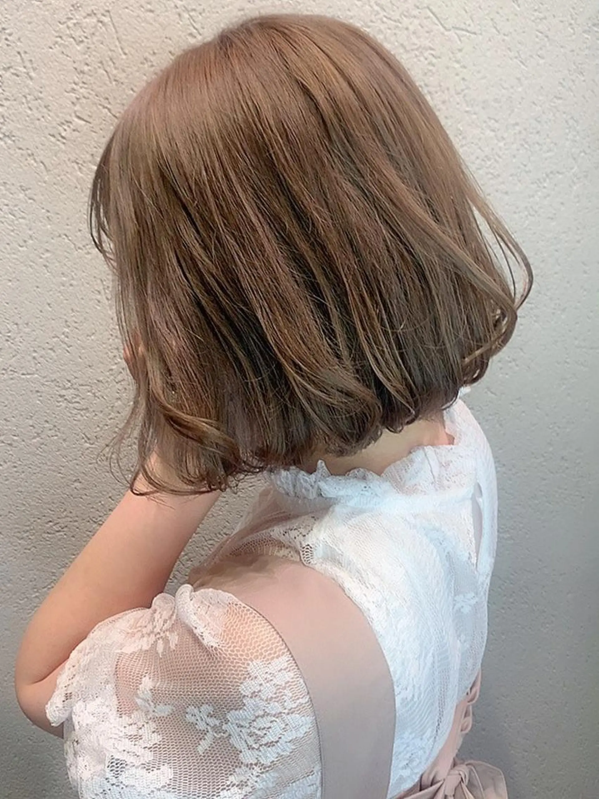 ミディアム カラー パーマ ヘアアレンジ ベージュカラー ボブ ITbyALBUM 浦和店のヘアスタイル