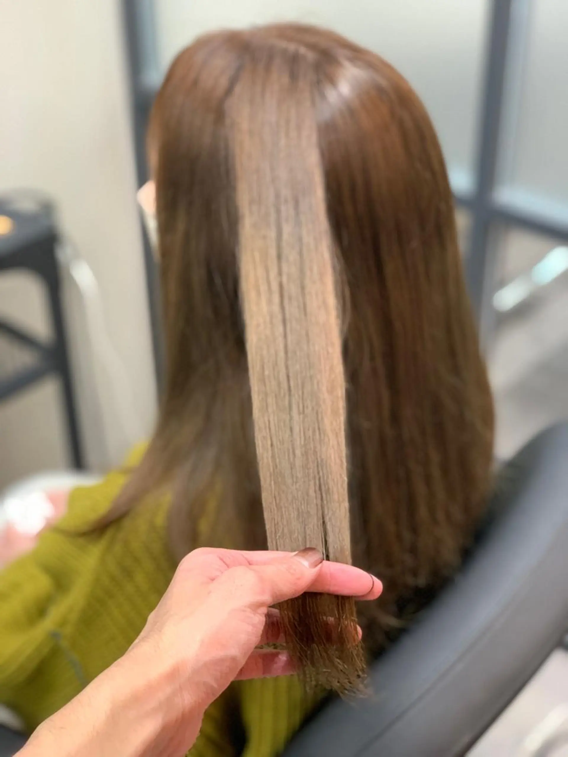 セミロング 髪質改善 トリートメント 縮毛矯正 CECIL hair なんば店所属・メンズパーマ 艶髪☆店長☆有馬のヘアスタイル