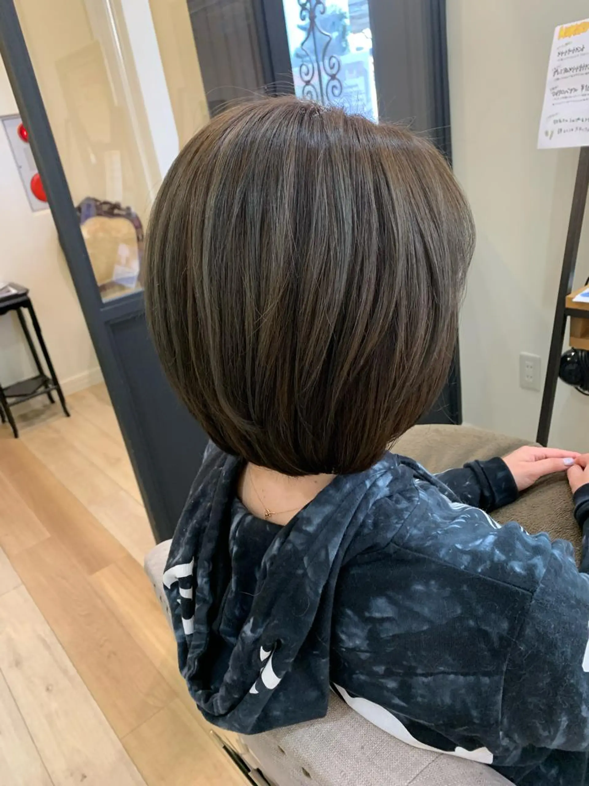ミディアム カラー グレージュ カーキグレージュ カット ヘアカラー トリートメント 艶髪レイヤー上田 紗也🇰🇷💗のヘアスタイル