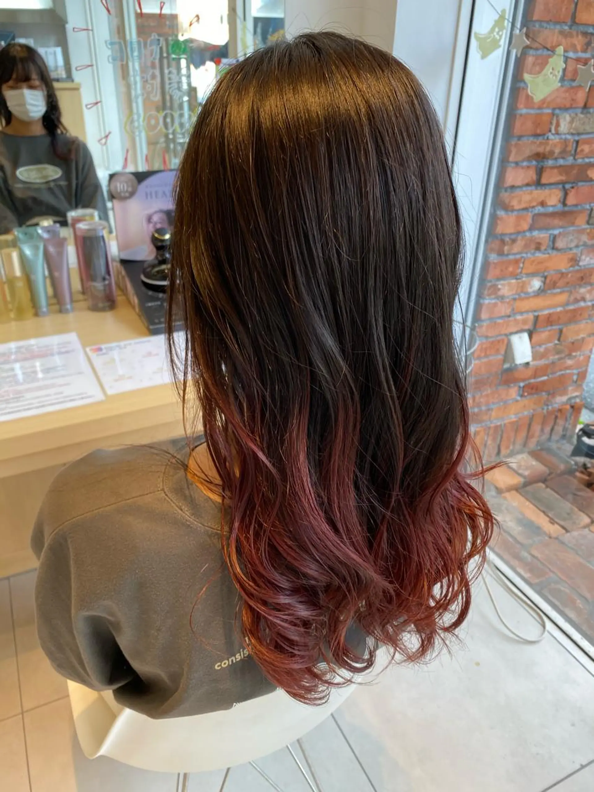 ロング 🍀透明感抜群🍀/ ハイトーンカラーのヘアスタイル