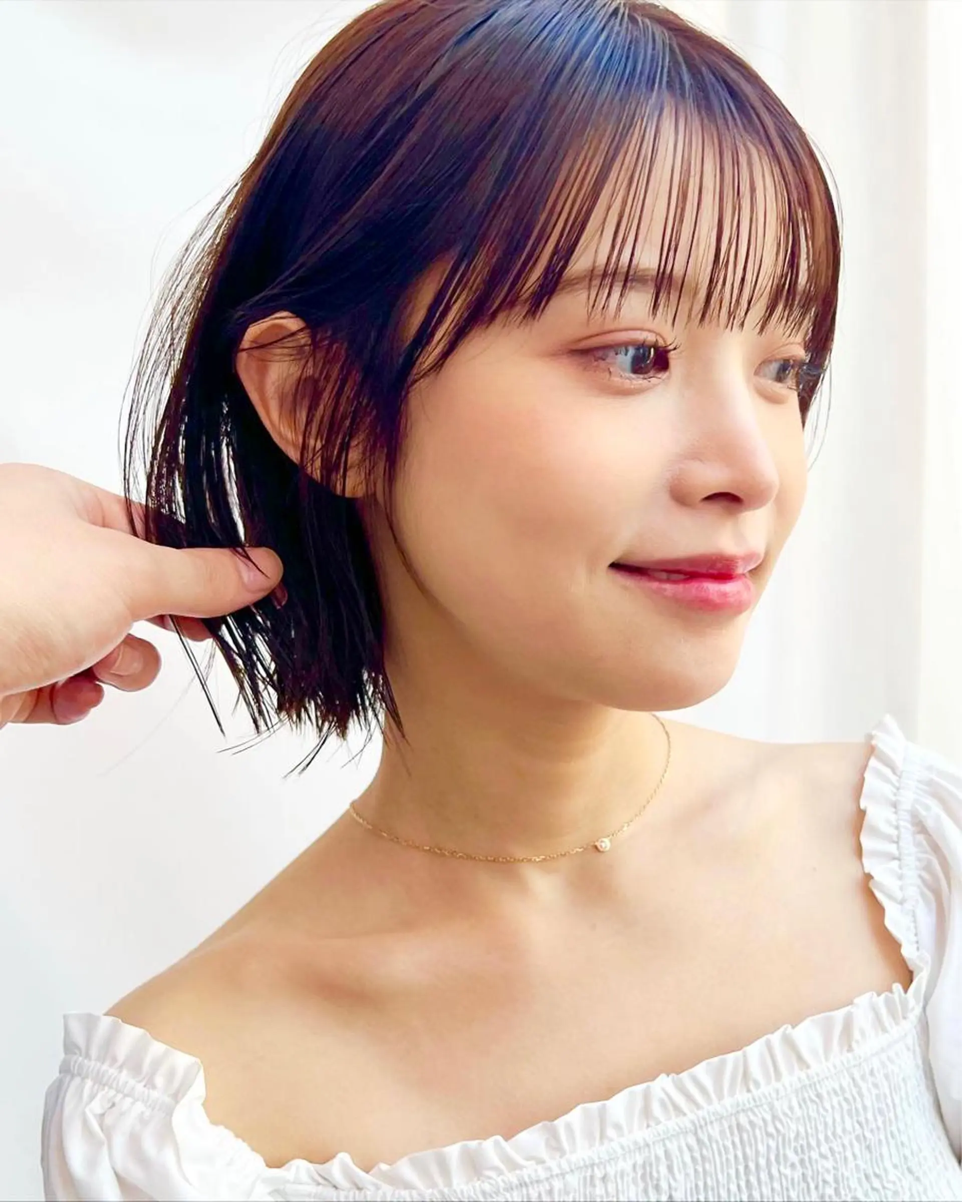 ミディアム カラー グレージュ ボブ カット ヘアカラー トリートメント レイヤー専門家 ダブルカラー修のヘアスタイル