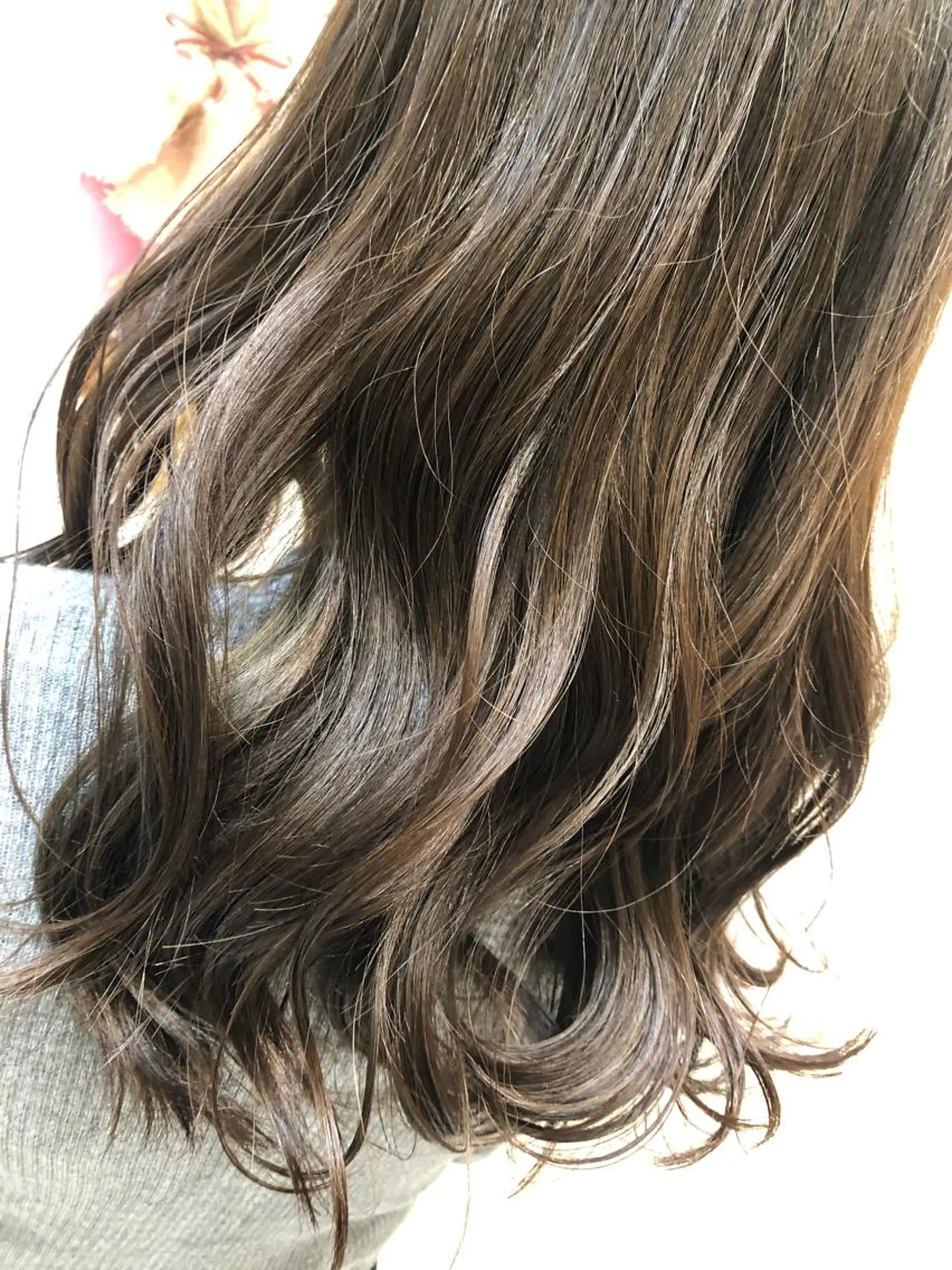 セミロング カラー ツヤ髪カラー💎 佐藤あきのヘアスタイル