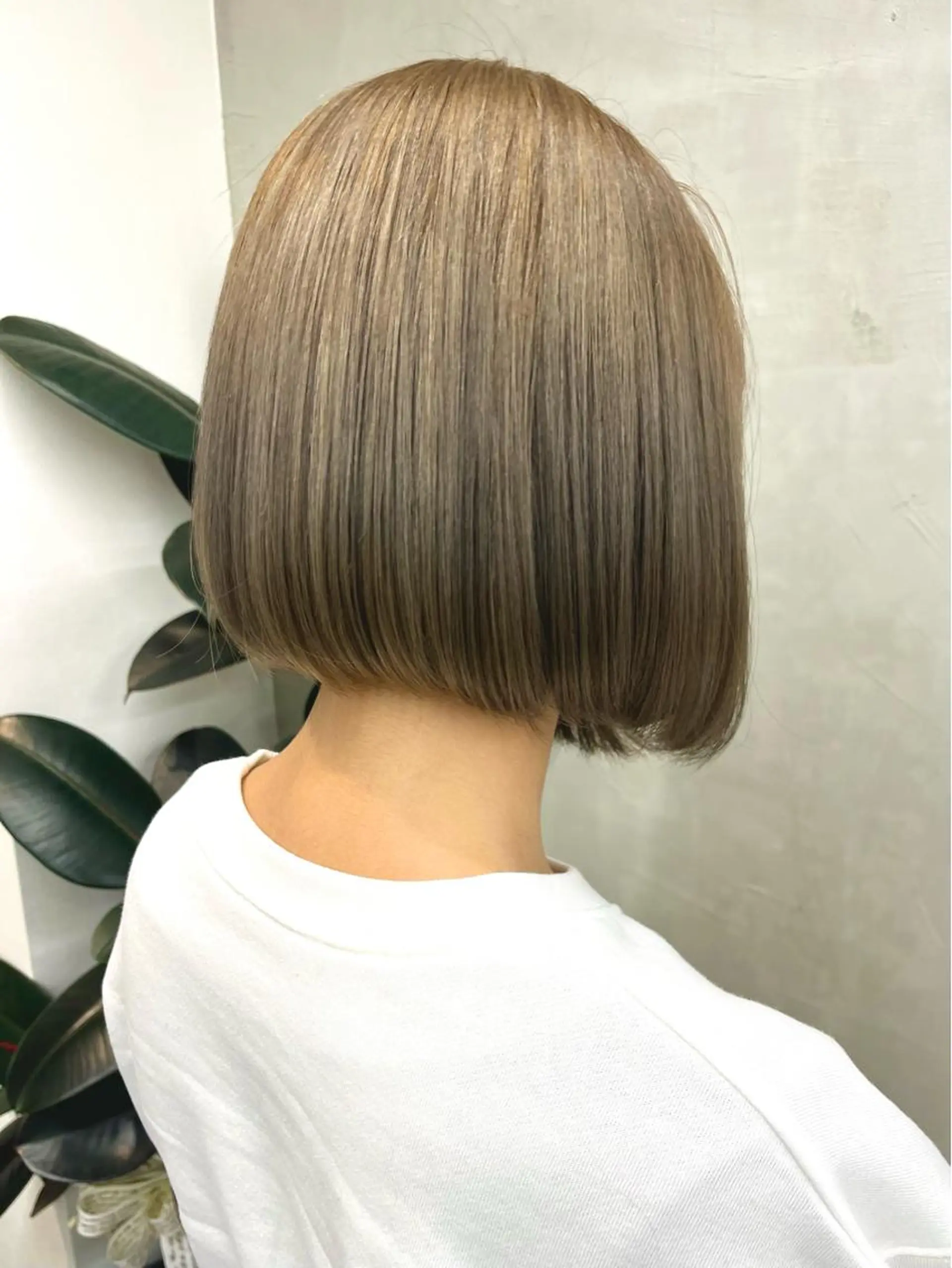 ショート カラー ベージュカラー ミルクティーベージュ charer eye salon所属・マブチ キサラのマツエク・マツパデザイン