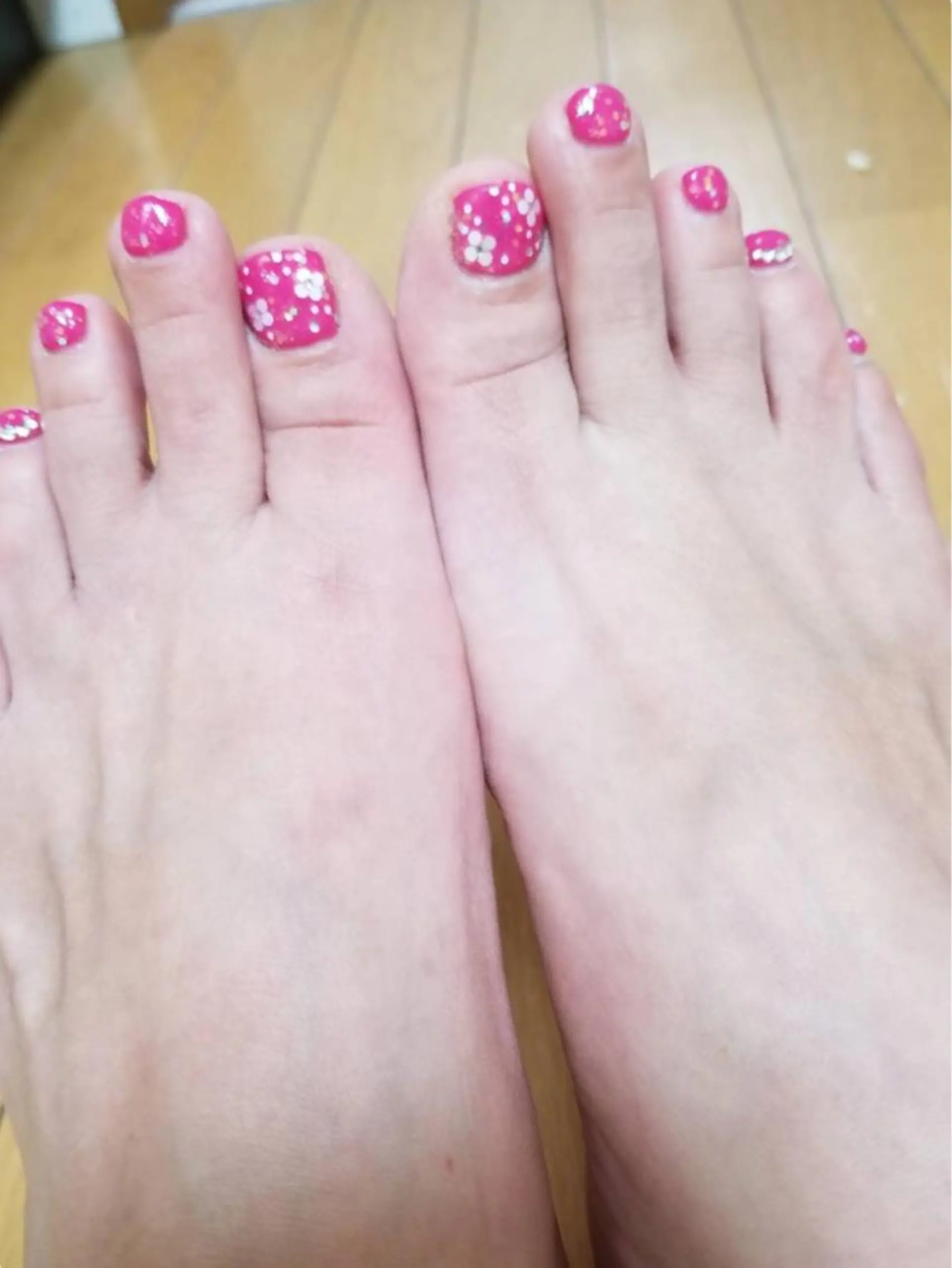 ネイル フットネイル 中谷 亜佑美のネイルデザイン