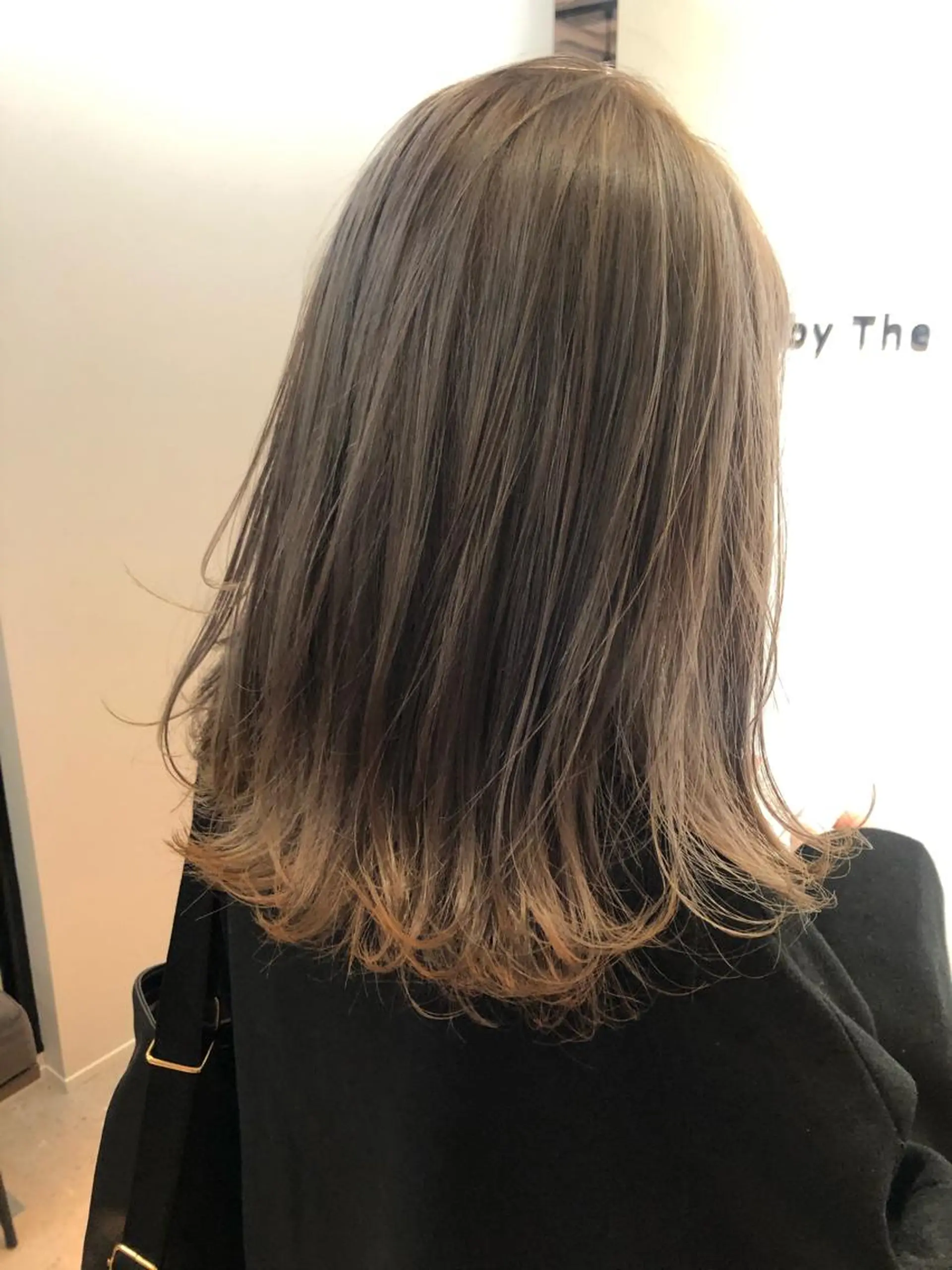 セミロング カラー 片山美穂 心斎橋・北堀江のヘアスタイル