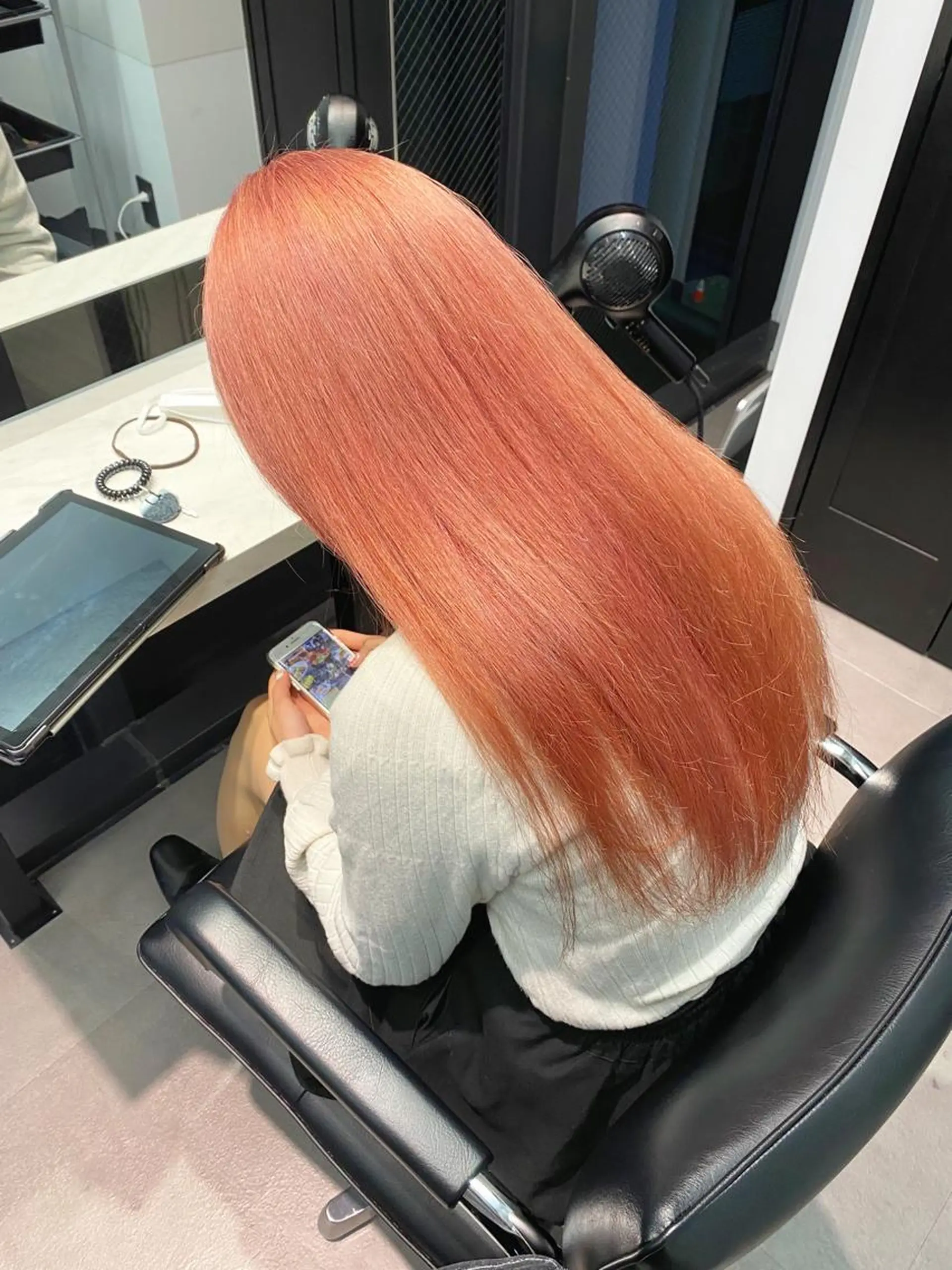 ロング カラー カット ヘアカラー トリートメント La fith liebe 京都駅前店所属・🌈ブリーチ特化🌈 MINATOのヘアスタイル