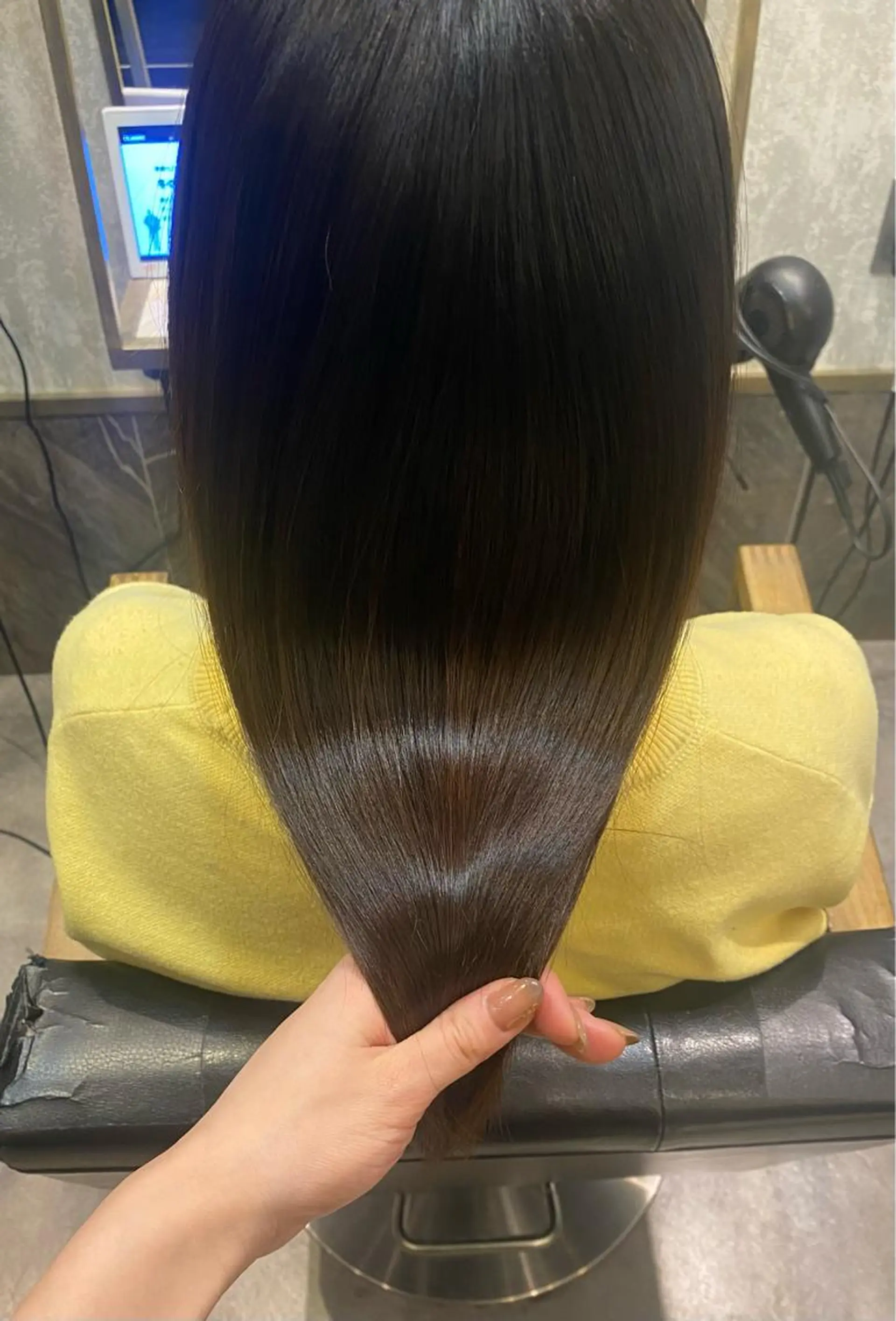 ミディアム カット ヘアカラー トリートメント 艶カラー吉祥寺🌸 KAZUEのヘアスタイル