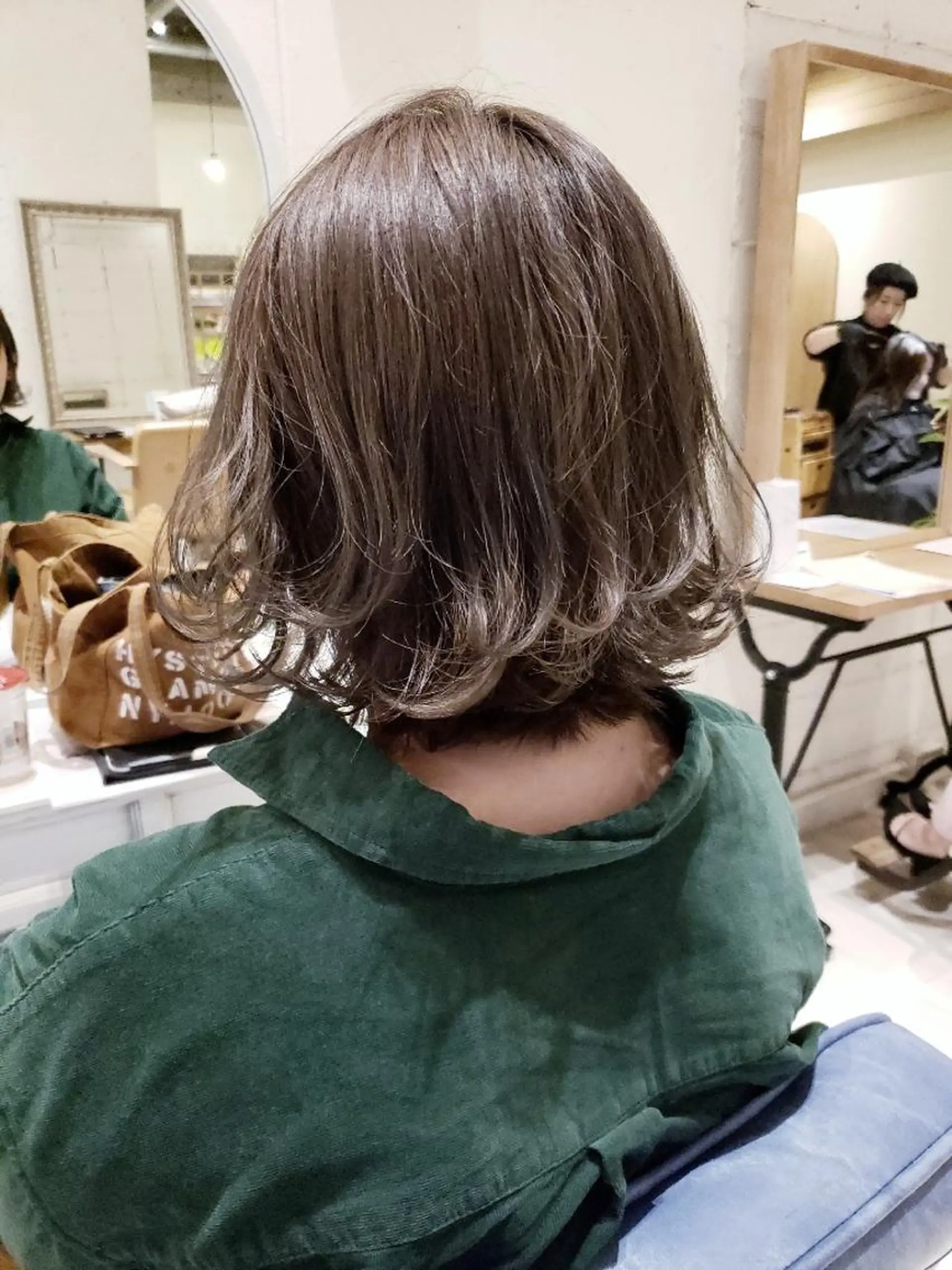 ミディアム カラー ヘアカラー トリートメント 尾野 恭平のヘアスタイル