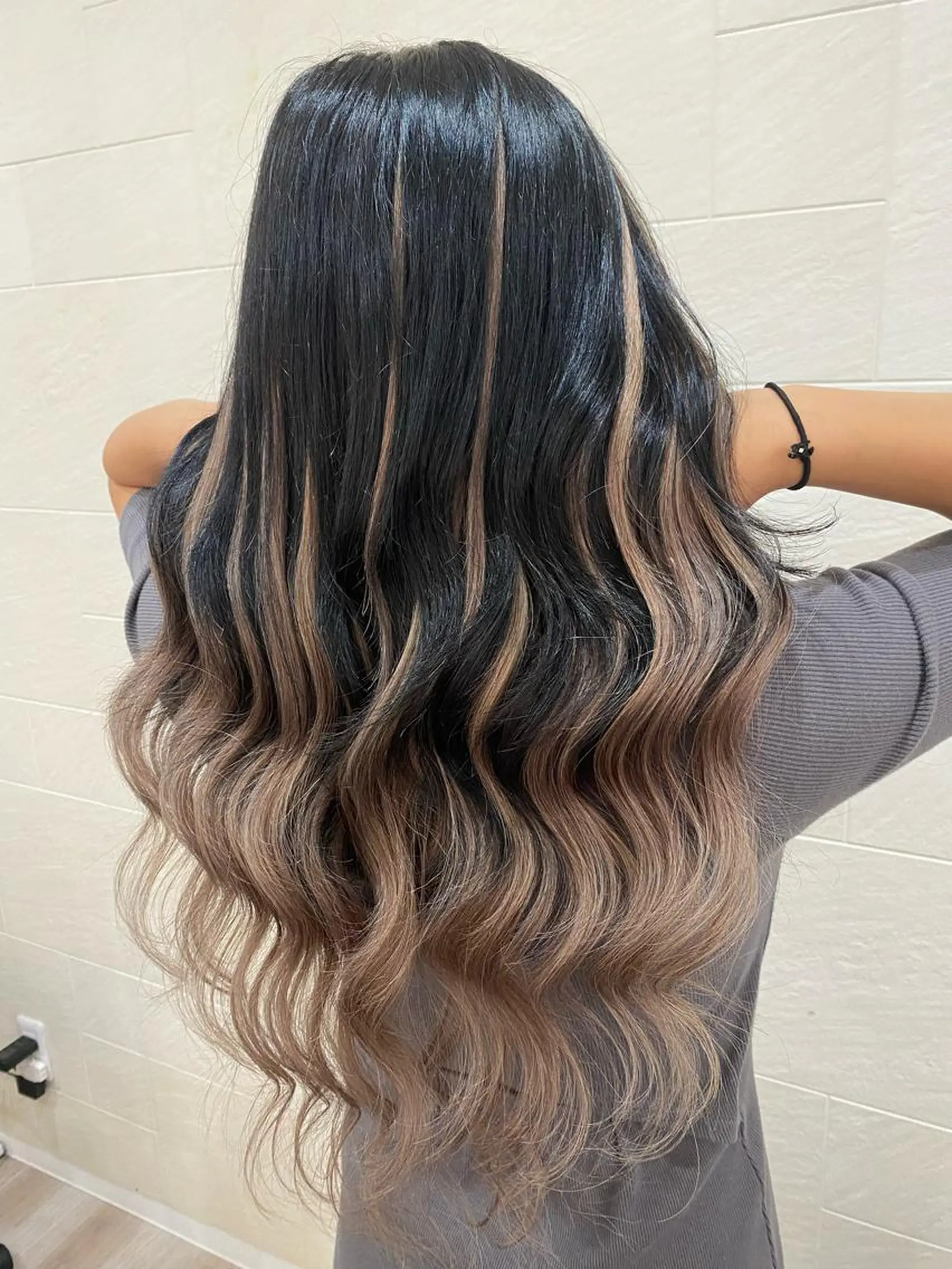 ロング レイヤーカット エクステ HIYORI🌺 /ジェルムのヘアスタイル