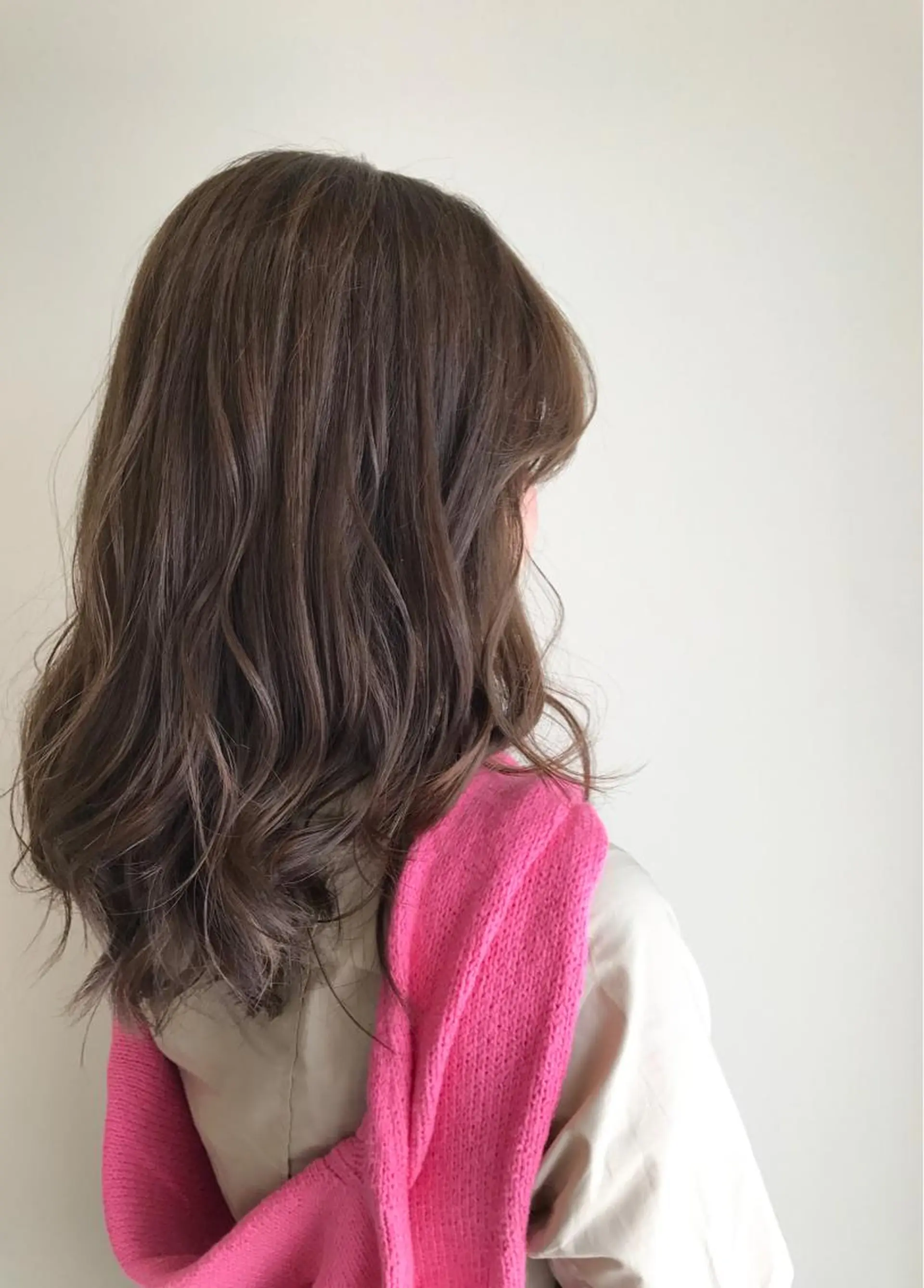 セミロング カラー パーマ ヘアアレンジ メンズ キッズ ネイル マツエク・マツパ アッシュ アッシュブラウン ブラウンカラー カラーマツエク ブラウン 福壽 優奈のヘアスタイル