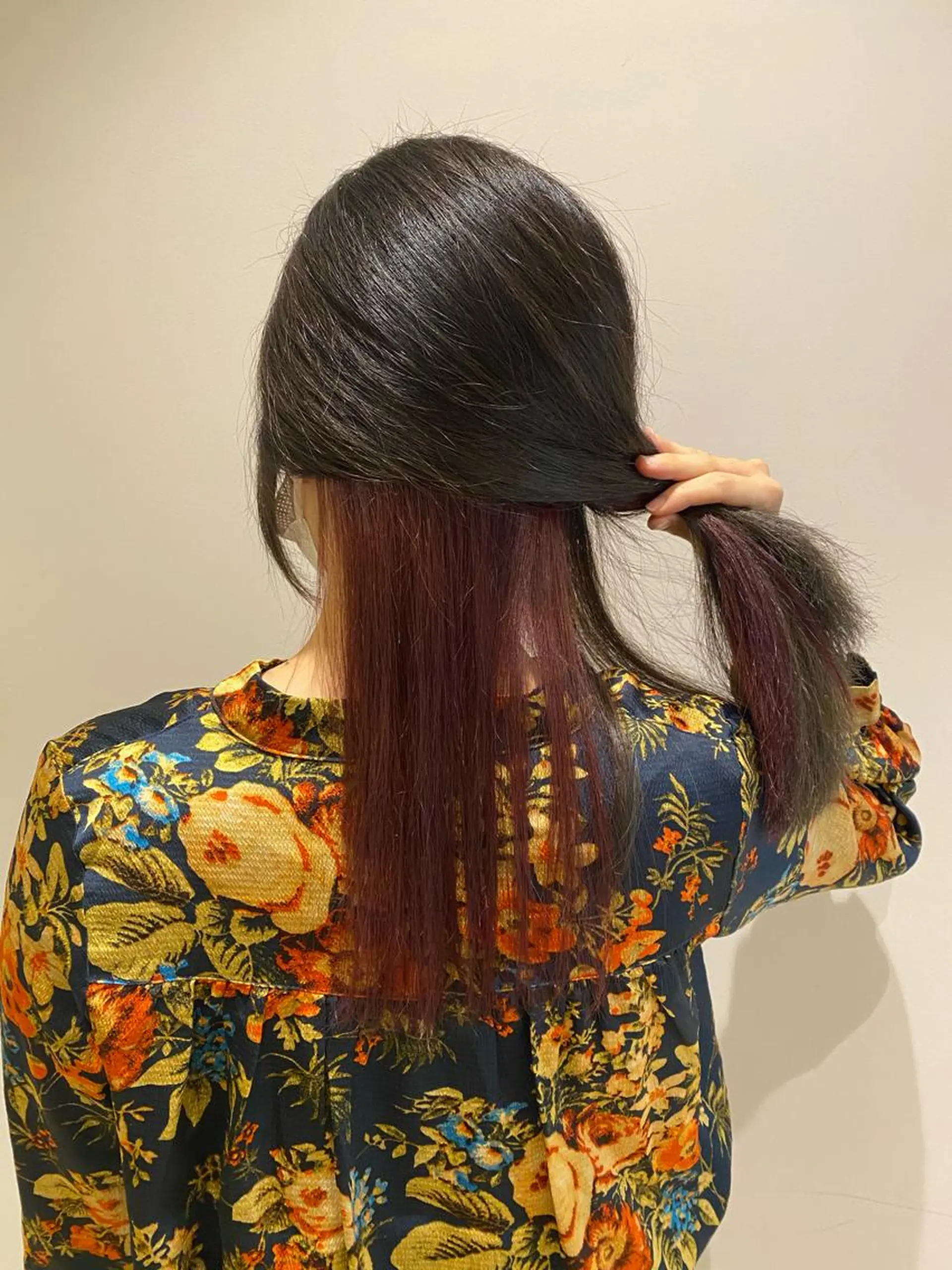 ロング カラー ブリーチ インナーカラー ピンクカラー 艶髪🌿美髪 大塚礼乃【西荻窪】のヘアスタイル