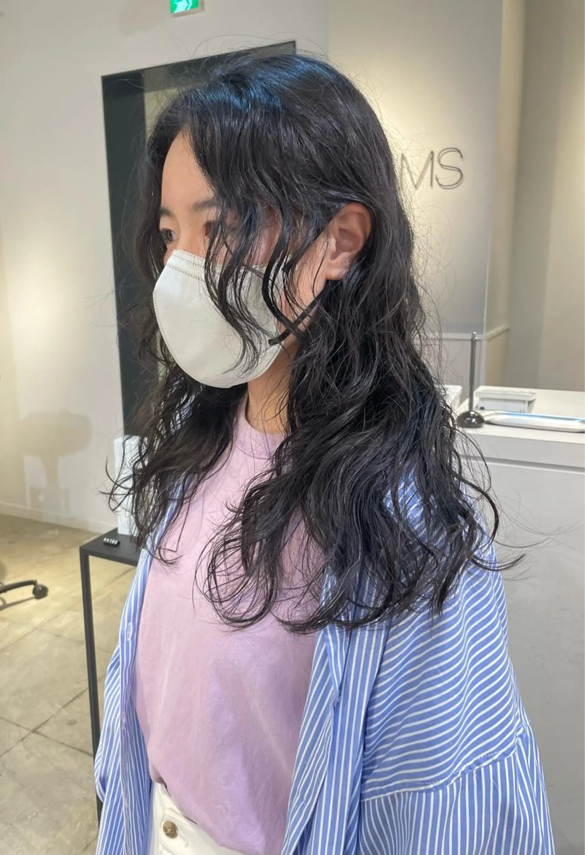 セミロング パーマ 斉藤 瑞恵のヘアスタイル