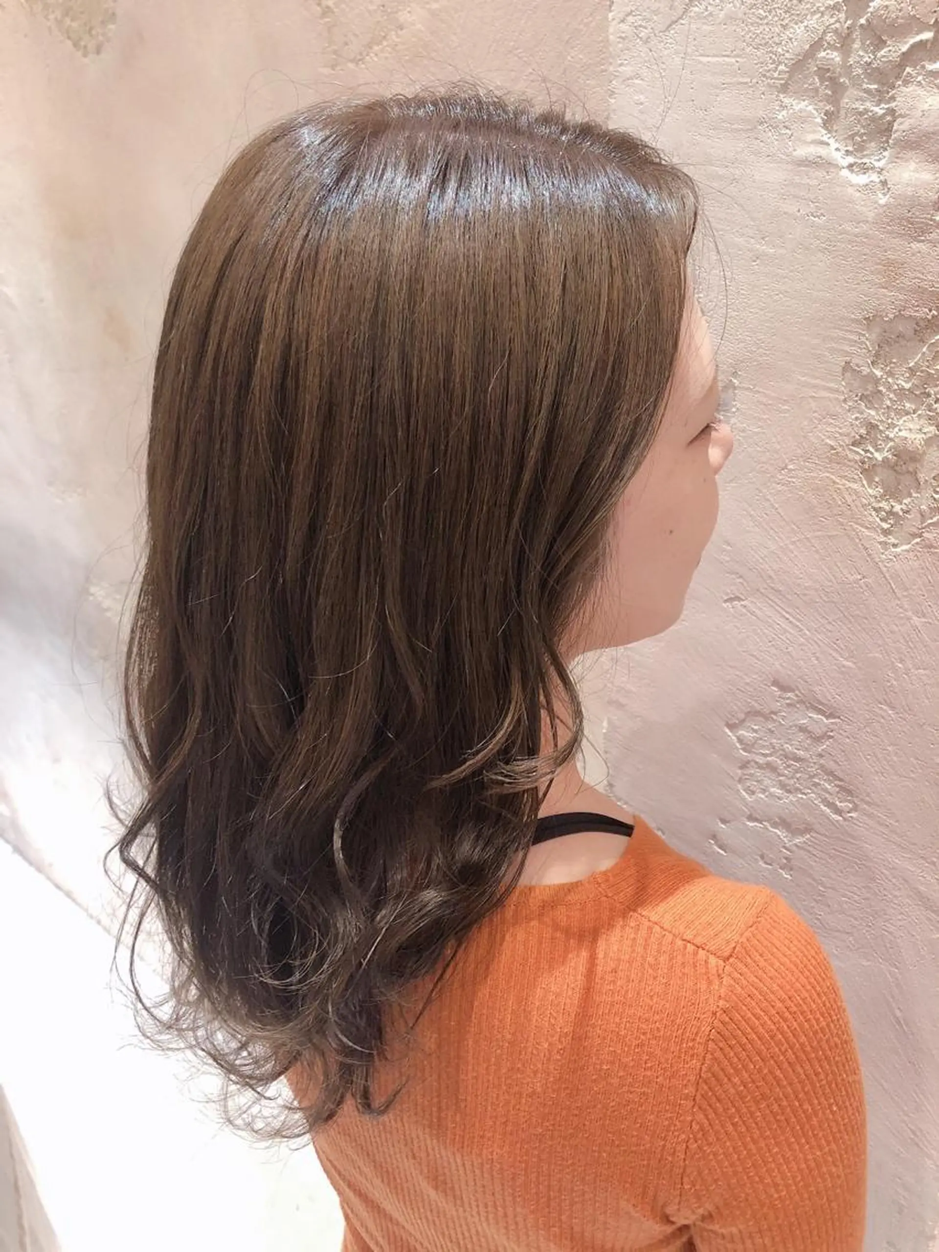 ミディアム アッシュ カット ヘアカラー トリートメント 代表山口ひな 髪質改善のプロのヘアスタイル