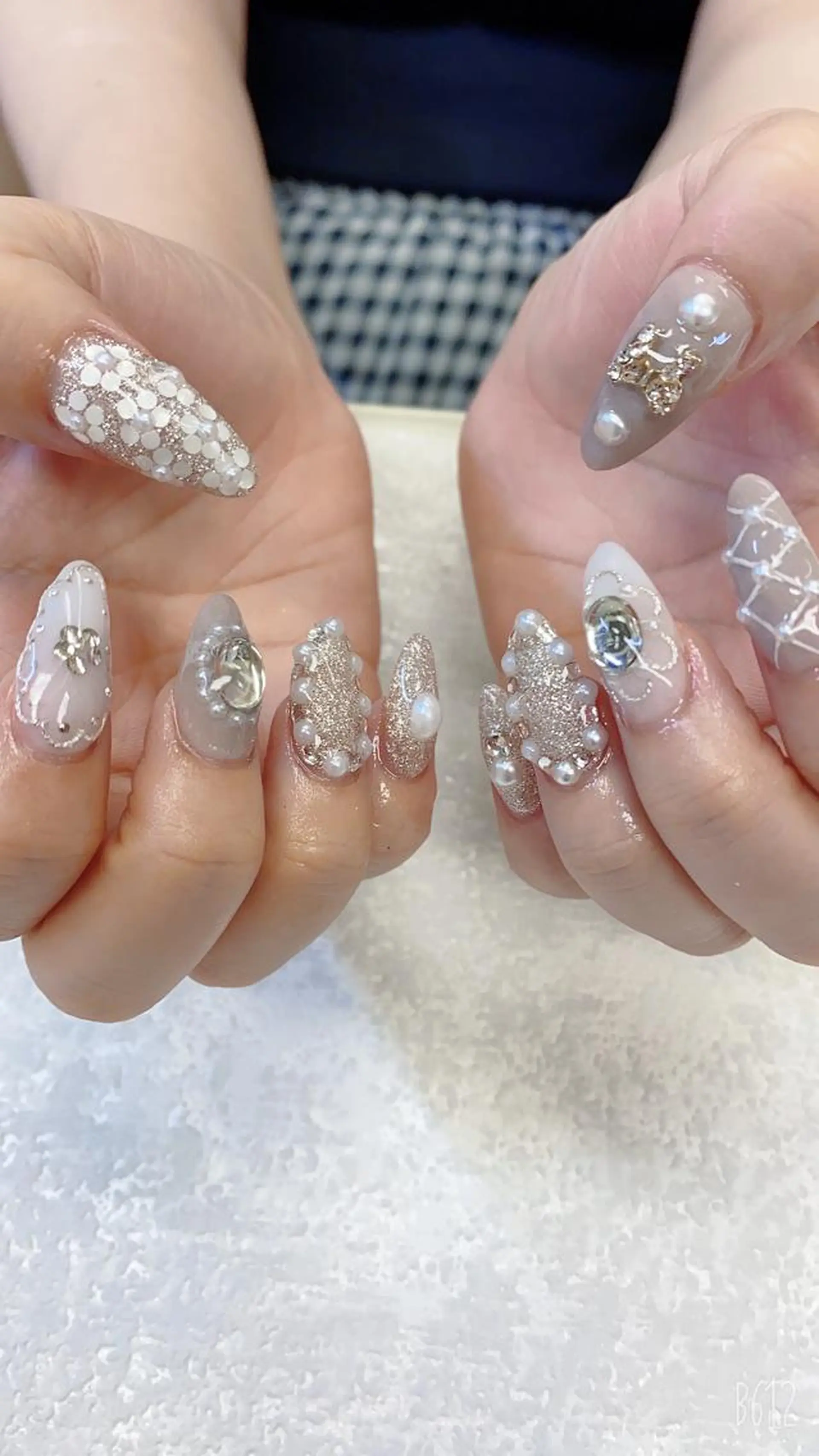 ミディアム ハンドネイル JNA認定講師🌸 RIEのネイルデザイン