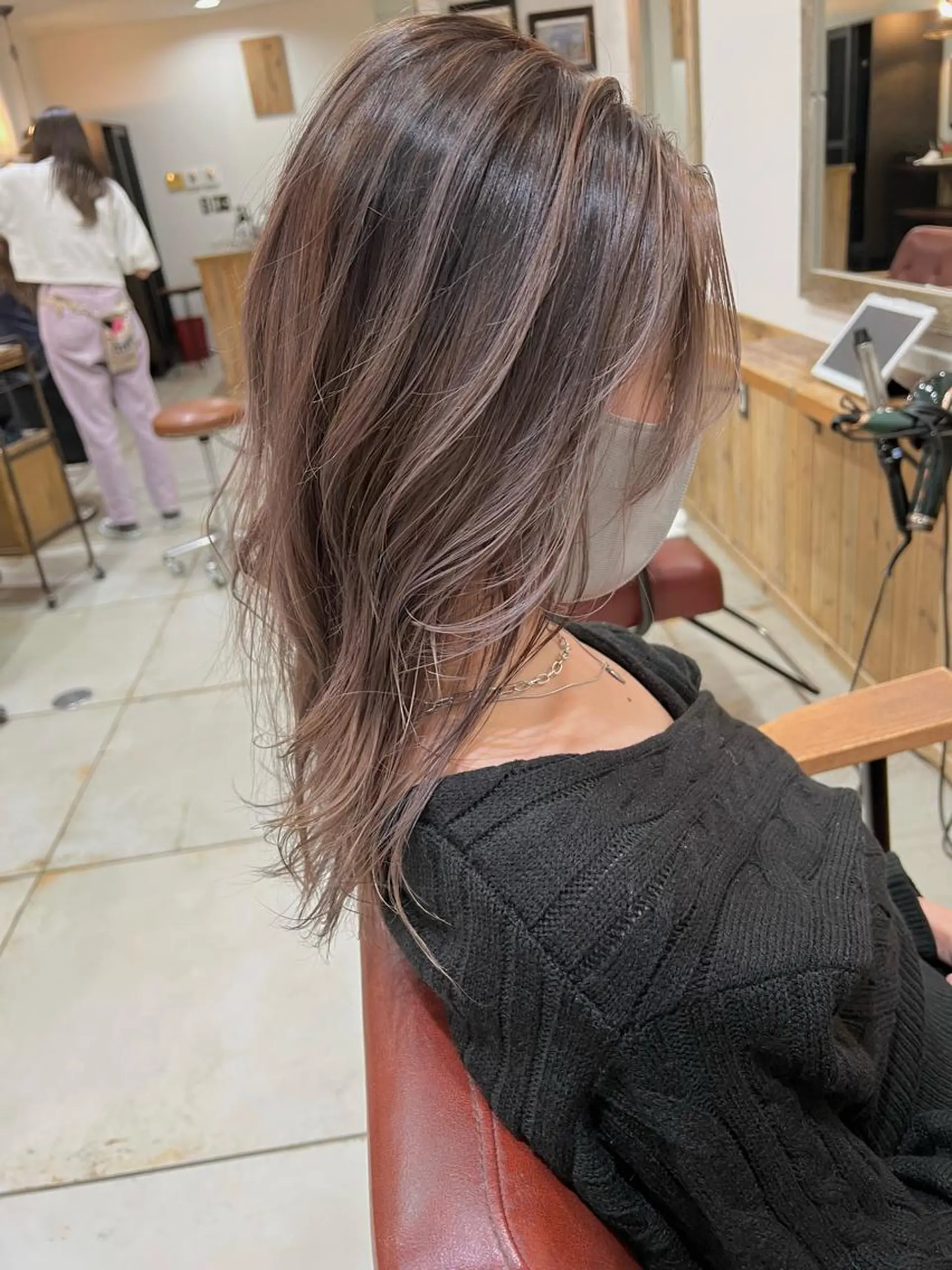 ミディアム hair  design Norm所属・ハイライトバレイヤー ジュ🎨川村聖吾🎨のヘアスタイル