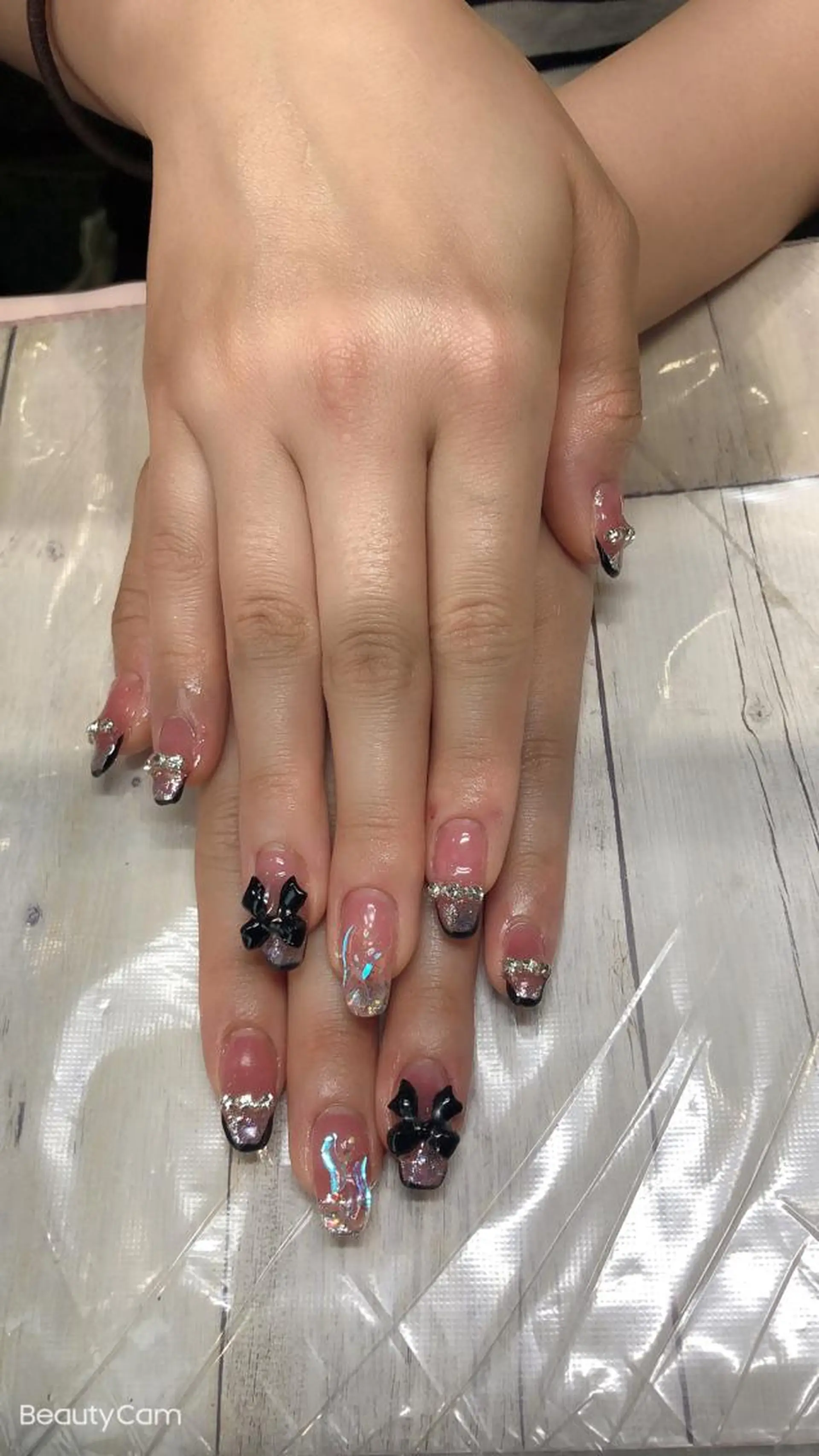 ネイル 💎Guarendo💎錦糸町店所属・✨アン ミユ✨のネイルデザイン