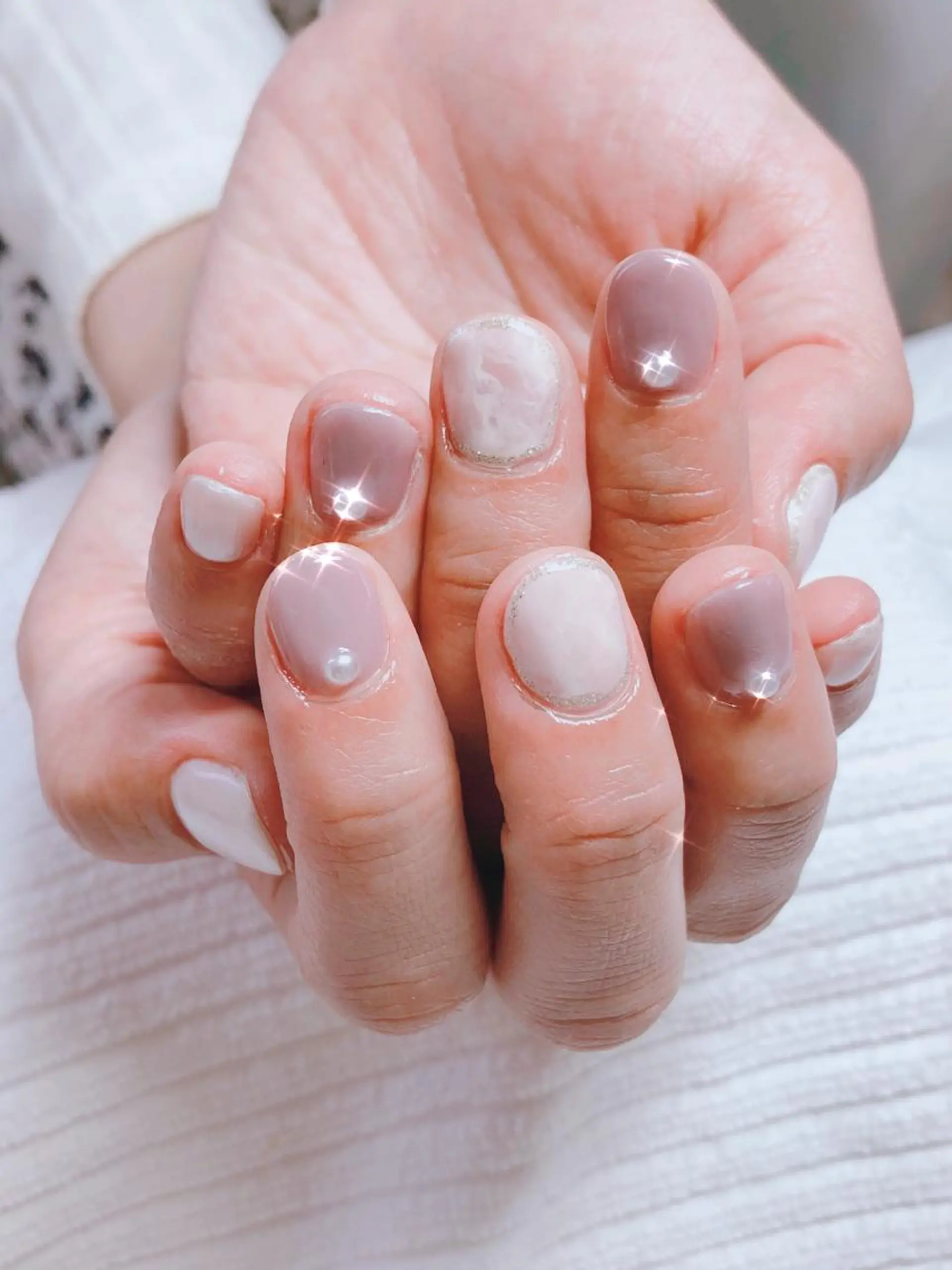 ネイル ニュアンスネイル 春ネイル ホワイト Bella  totalbeauty所属・Bella 齋藤理奈のネイルデザイン