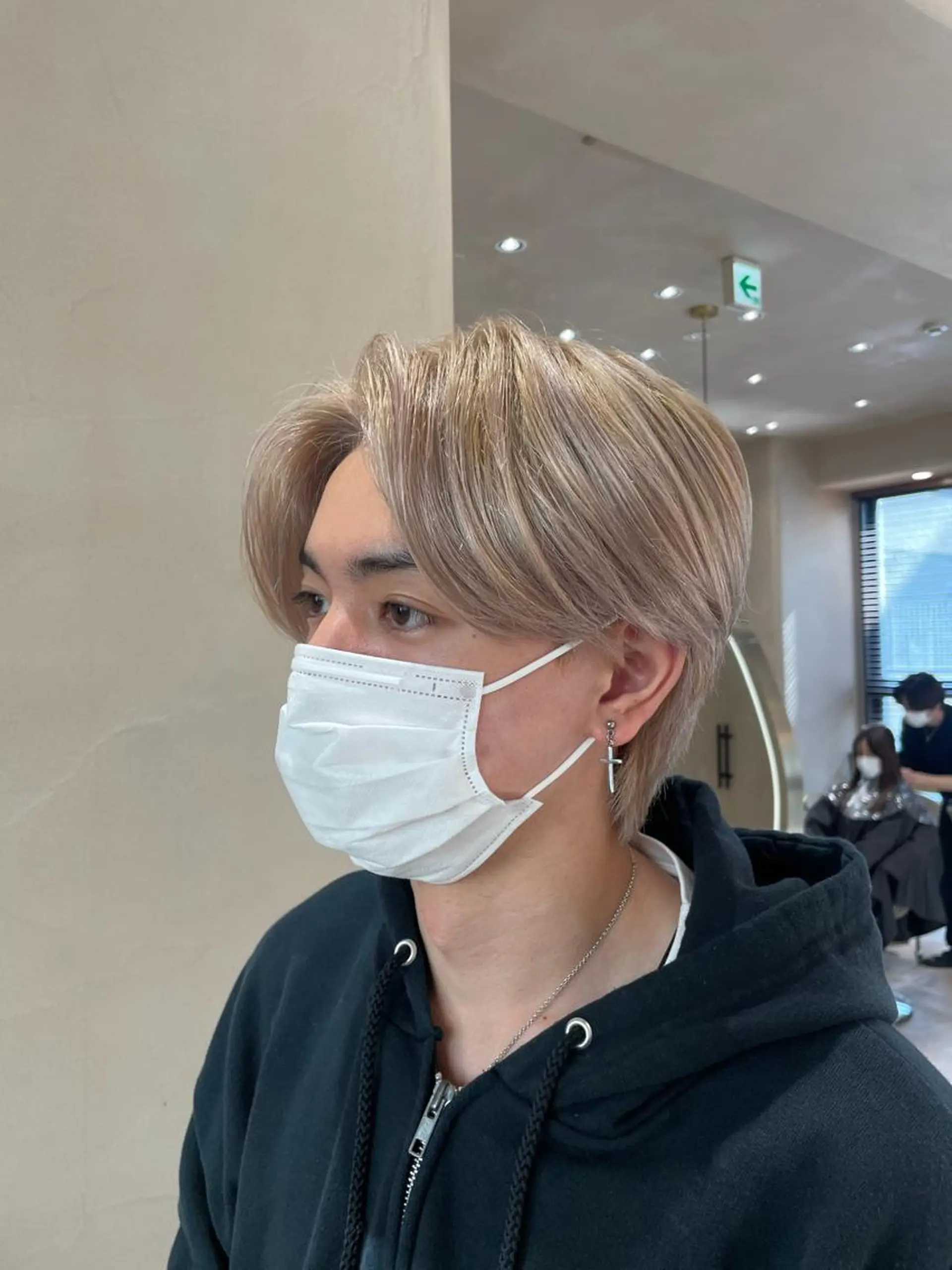 ショート カラー メンズ ブロンド ホワイトブロンド ヘアカラー トリートメント 渋谷/メンズ特化/ 女子ウケ/FUKAのヘアスタイル