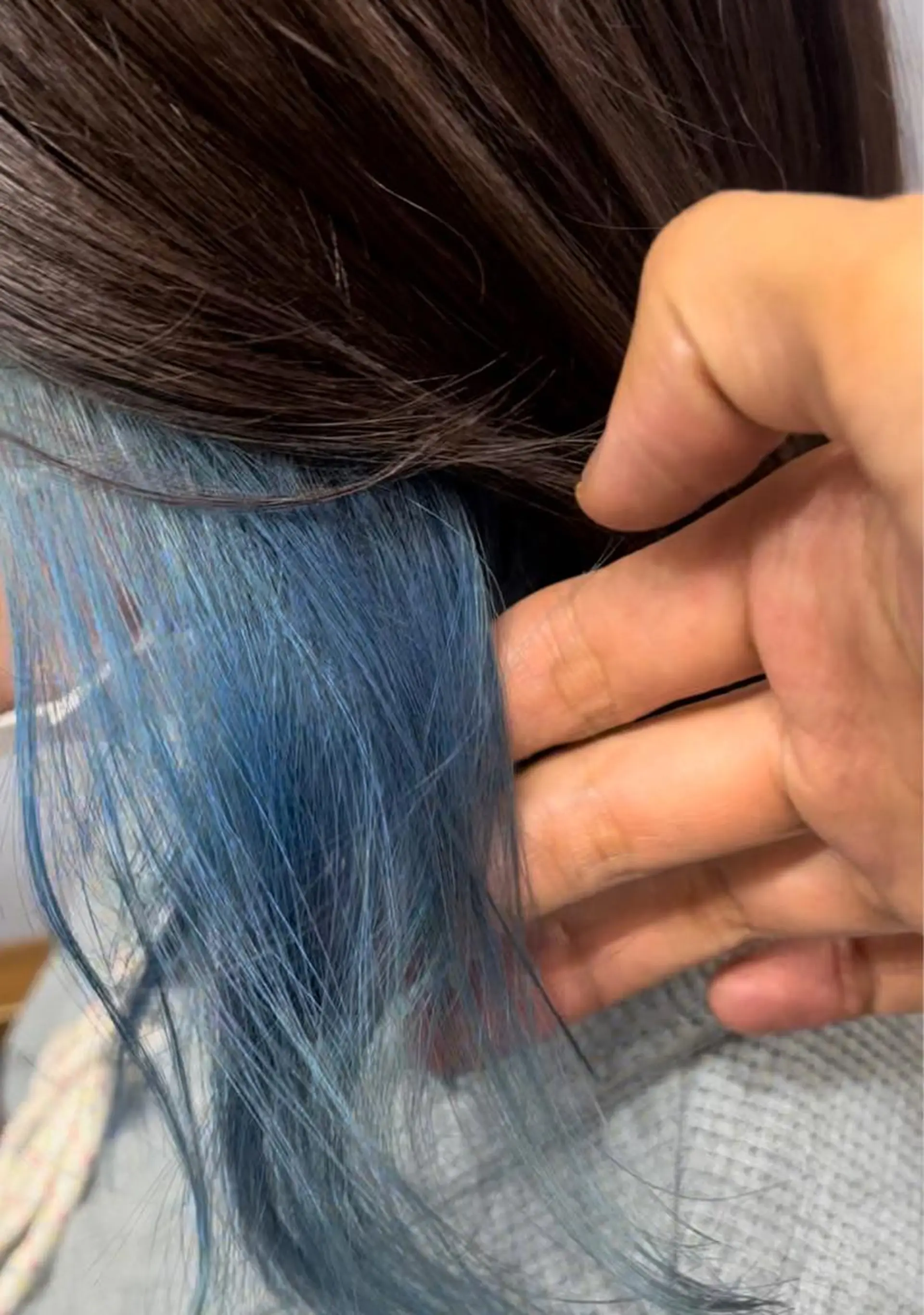 ミディアム カラー ショートボブ ボブレイヤー アッシュ バレイヤージュ ミストバング カット ヘアカラー トリートメント 原宿サロン代表 デザインカラー伊藤卓のヘアスタイル