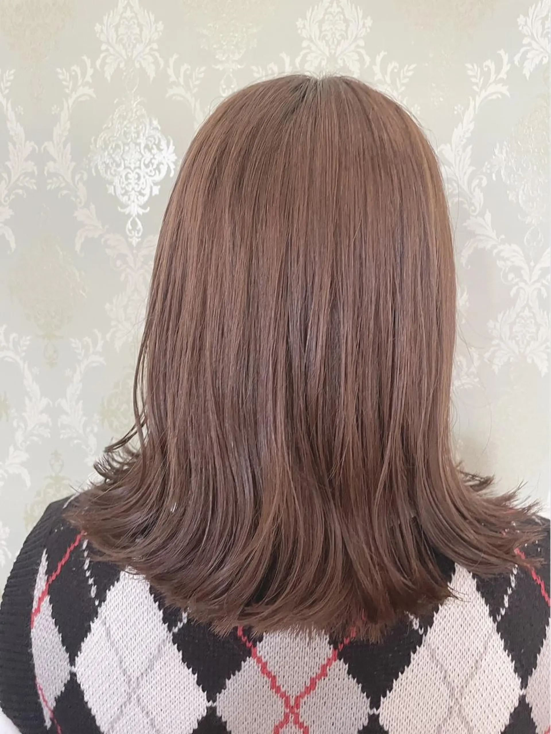 ミディアム カラー ベージュカラー EARTH中島 秋桜久のヘアスタイル