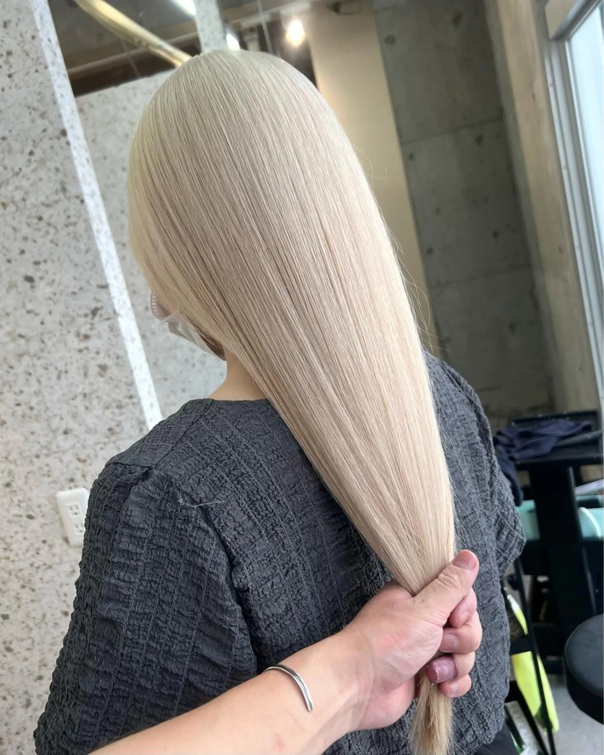 ロング カラー バレイヤージュ ブリーチ ブロンド ケアブリーチ ハイライトカラー ヘアカラー トリートメント lani 天神大名/ブリーチのヘアスタイル