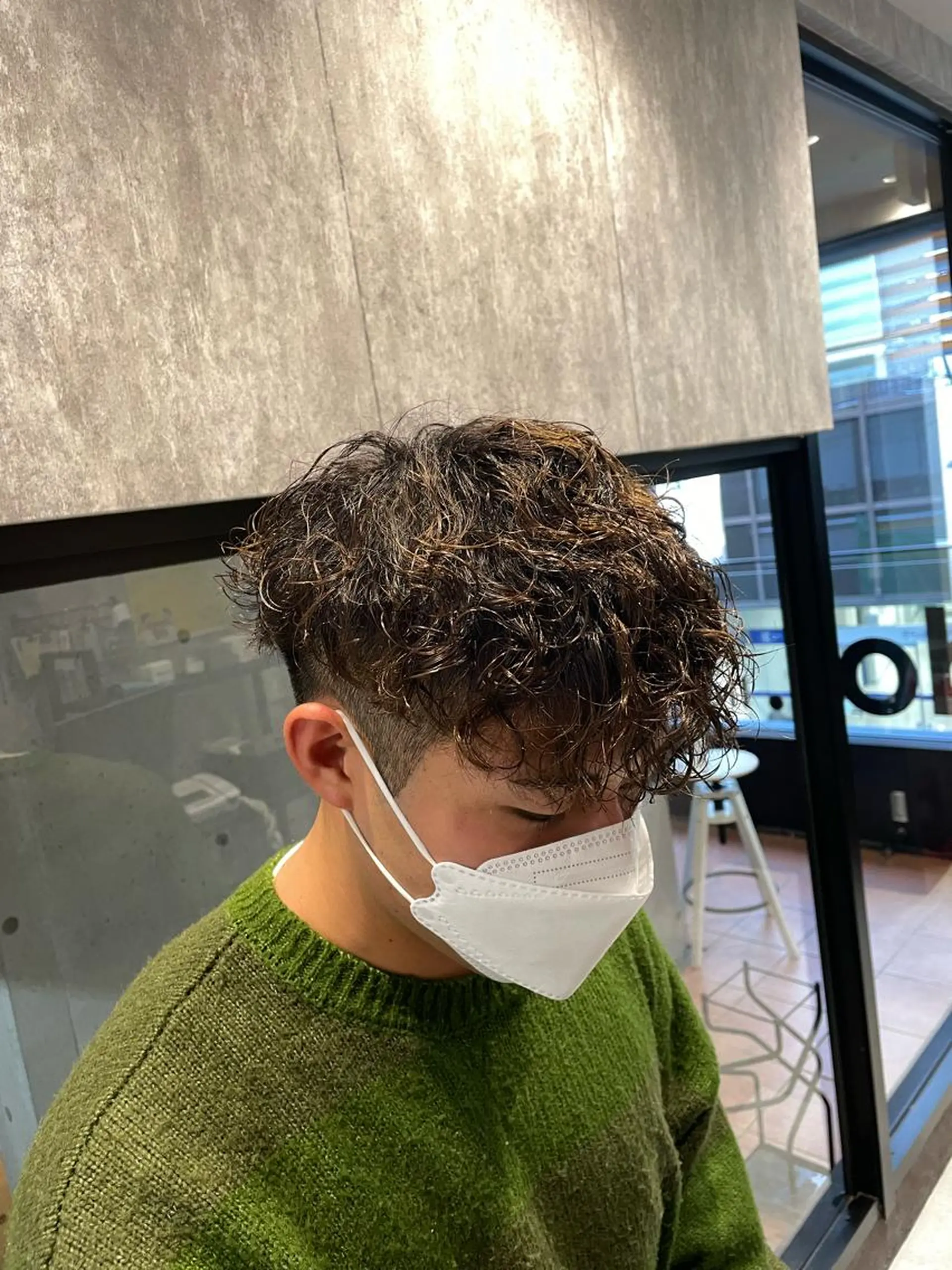 ショート カラー パーマ メンズ メンズパーマ スパイラルパーマ 🔥メンズ超特化🔥 青木海斗のヘアスタイル