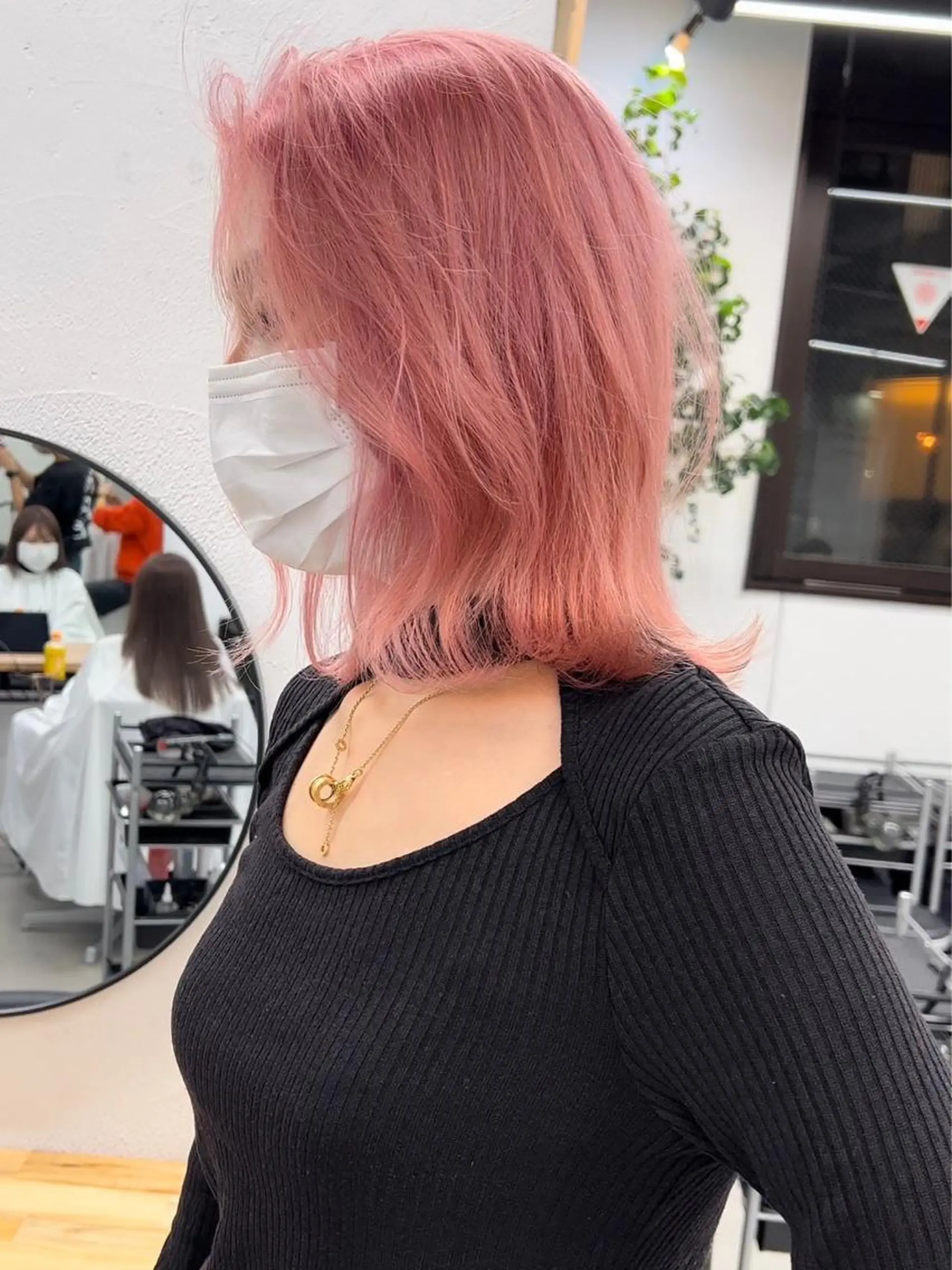 ミディアム カラー ピンクカラー カット ヘアカラー トリートメント 🧸艶々韓国ヘア 🧁mizunaのヘアスタイル