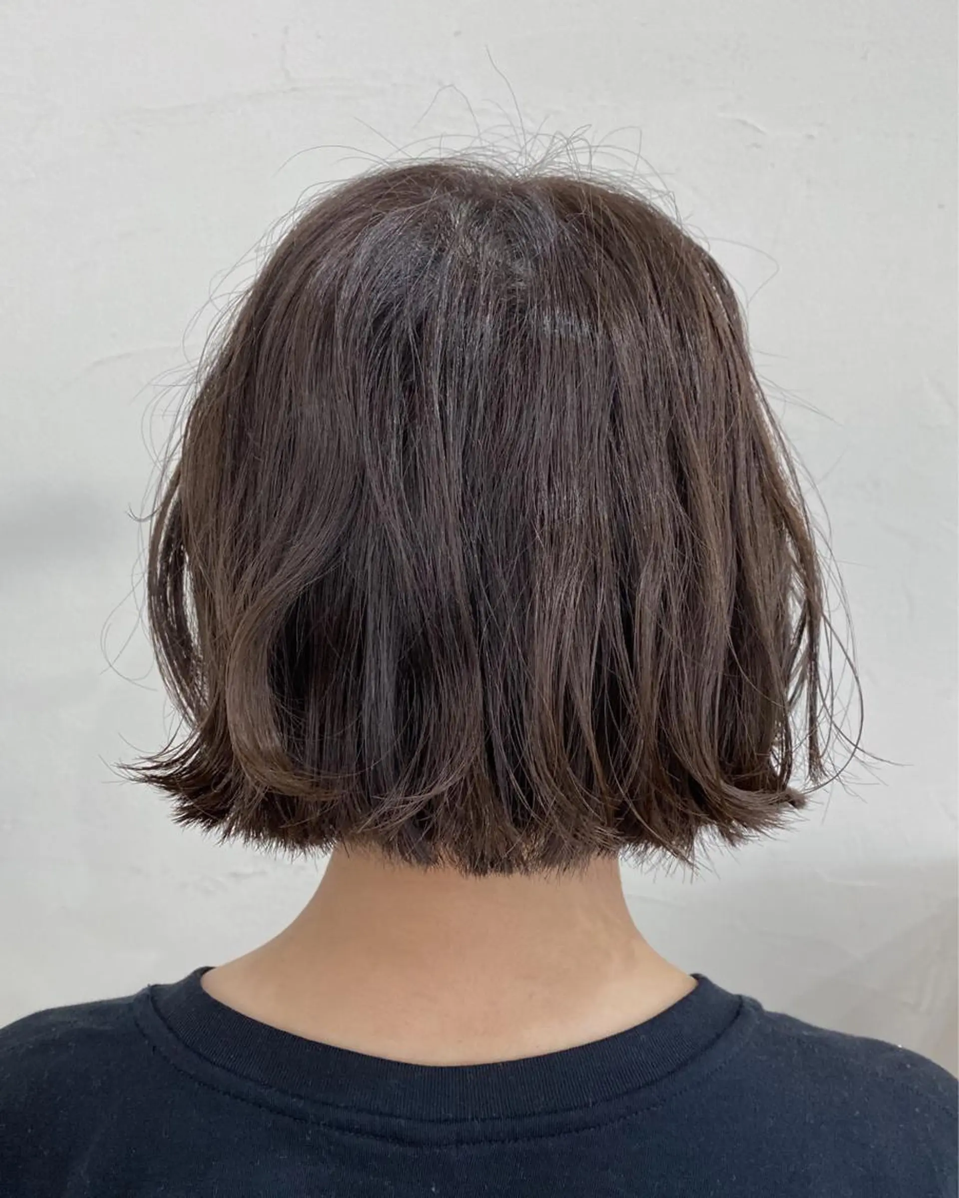 ショート カラー ヘアアレンジ ボブ 暗髪カラー🫐パーマ おくだりんかのヘアスタイル