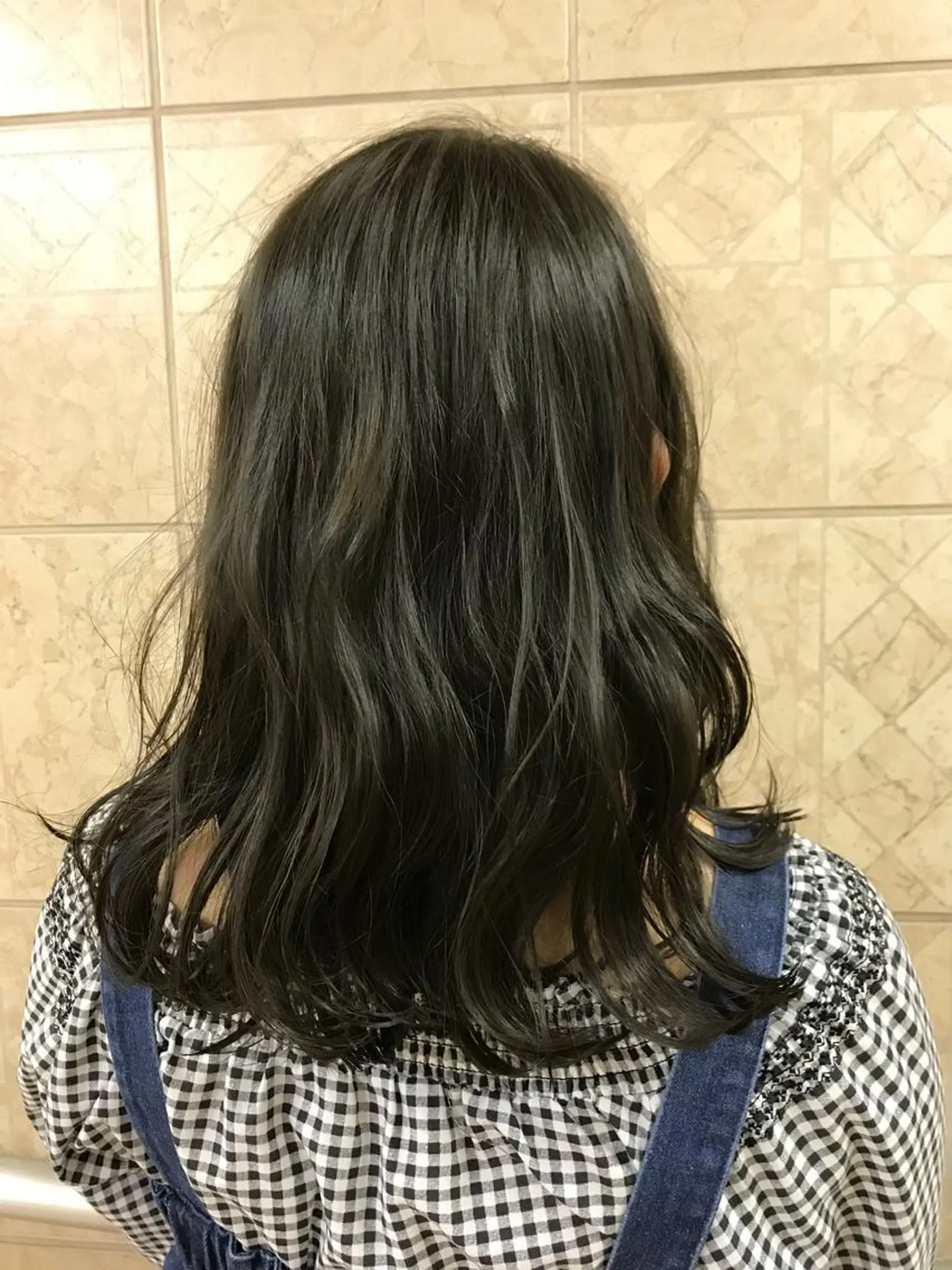 ミディアム カラー カット ヘアカラー トリートメント 菅村 勇亮のヘアスタイル