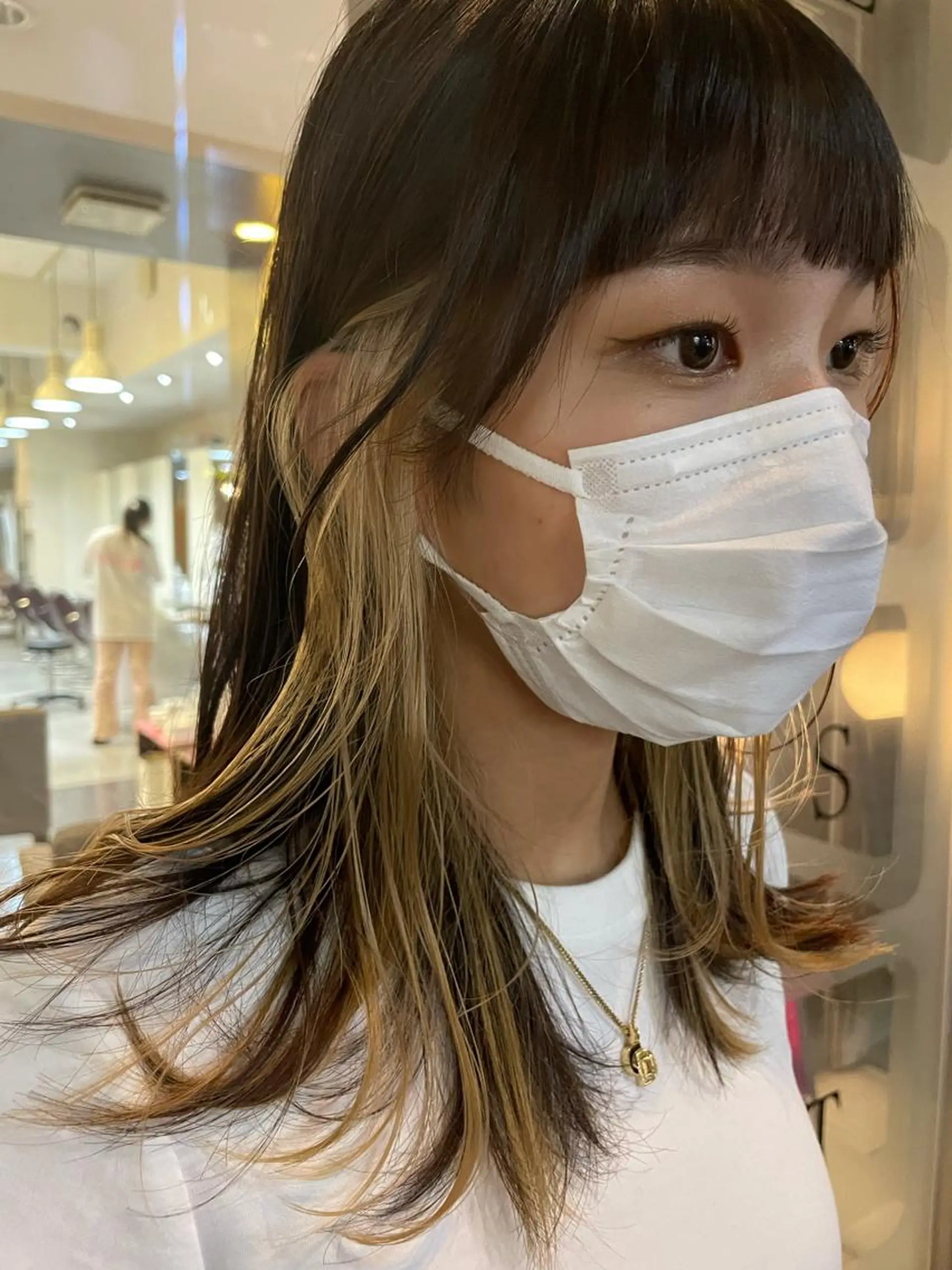 ミディアム カラー イヤリングカラー risa 。のヘアスタイル