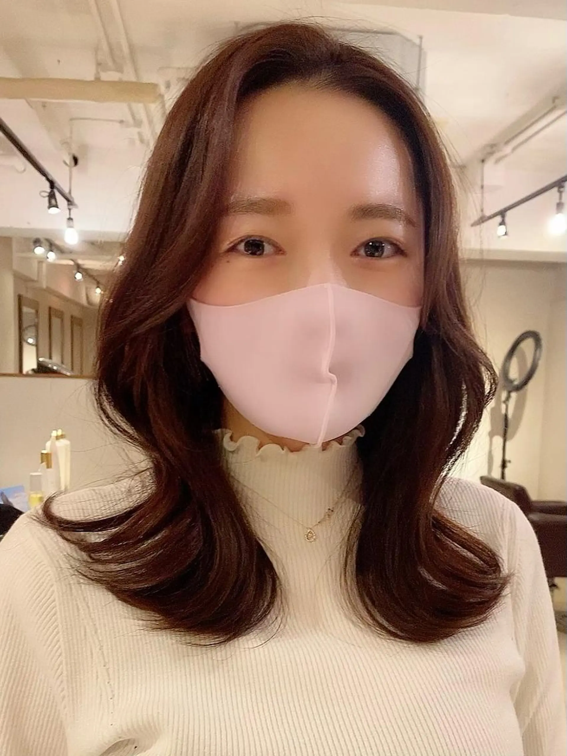 ミディアム カラー 透明感/オリーブ/ グレージュ/YUKAのヘアスタイル